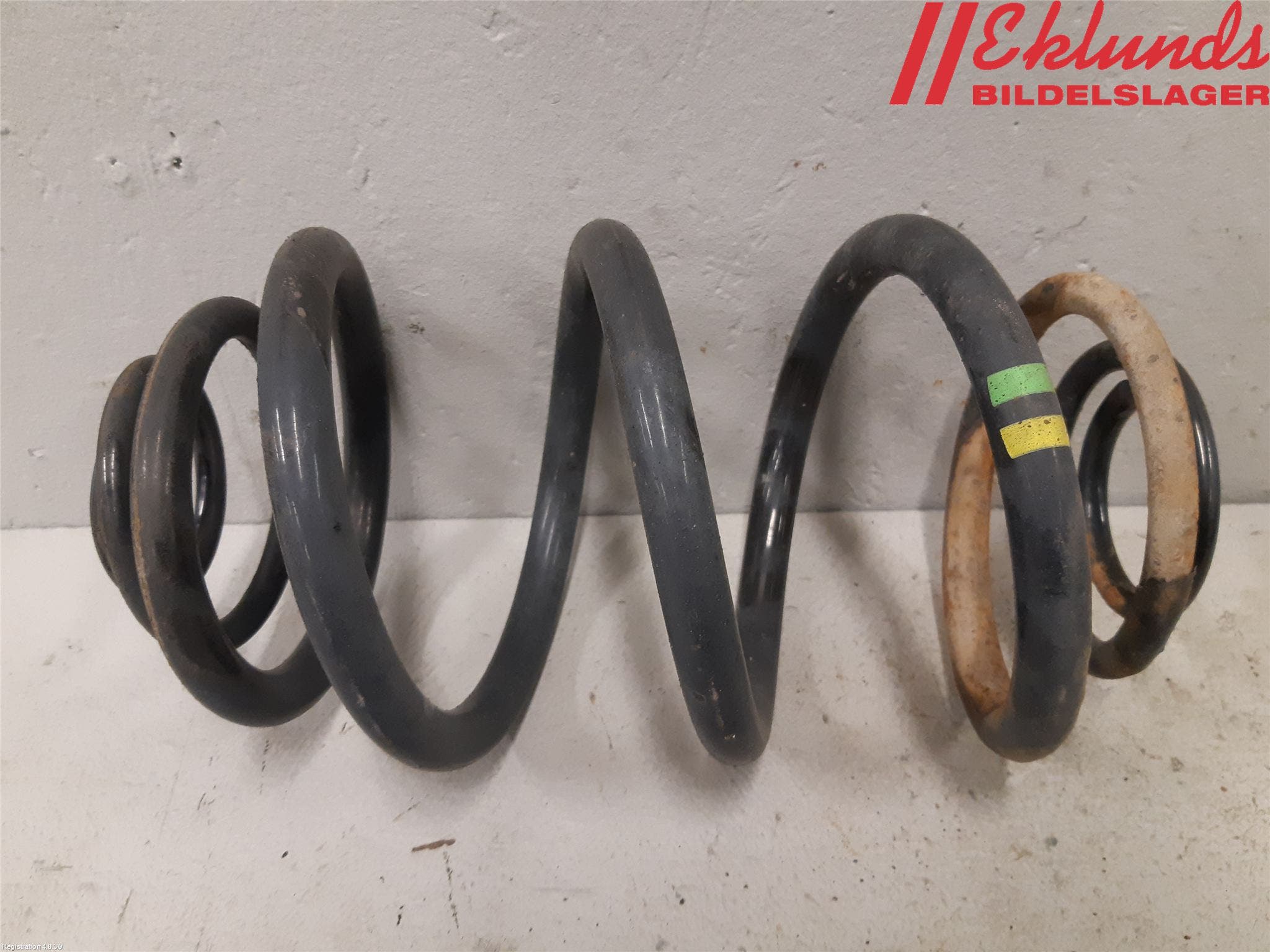 Opel VIVARO 15-19 Fjäder Bak