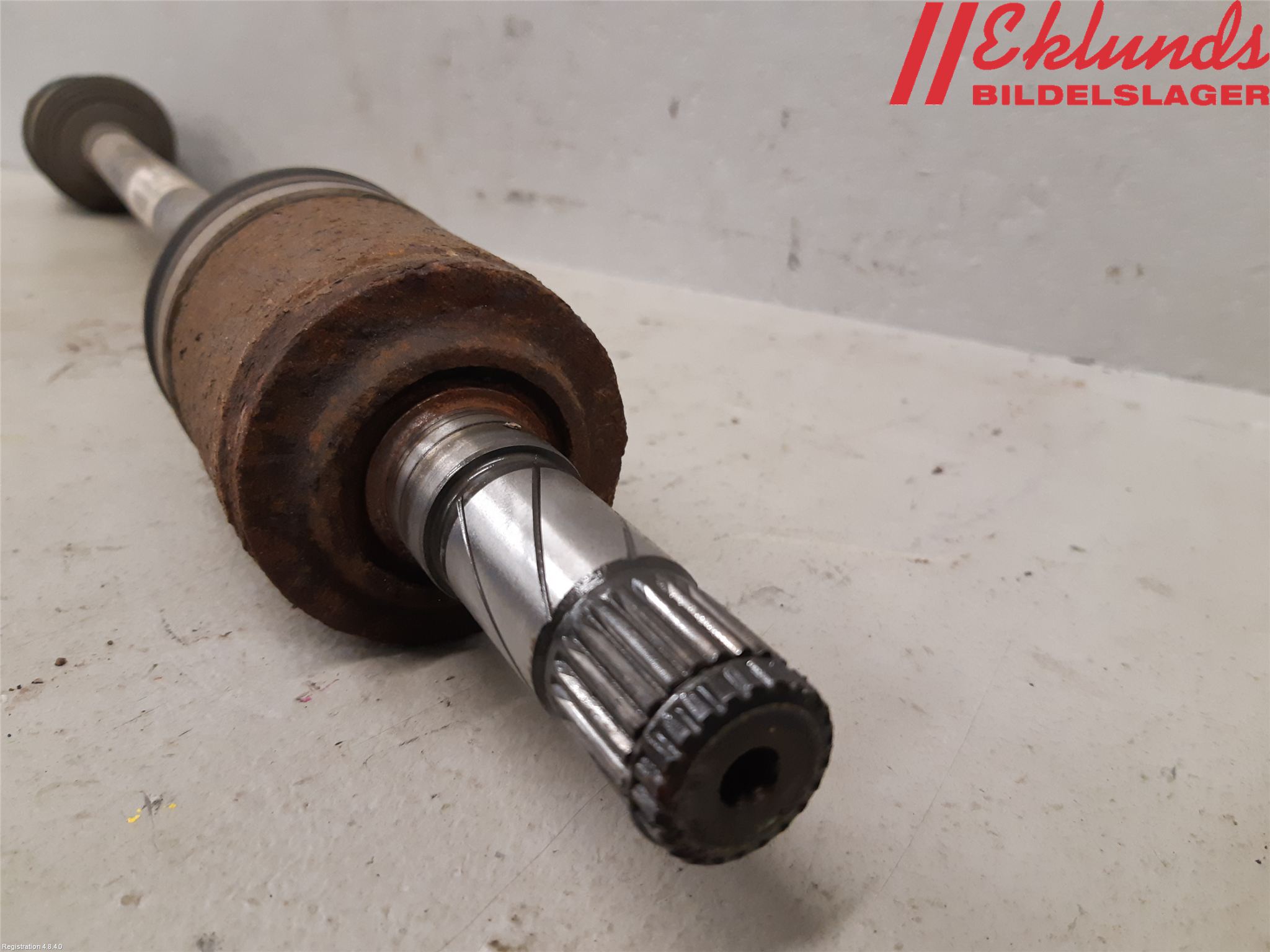 Volvo V70 14-16 Drivaxel Bak Vä-Hö