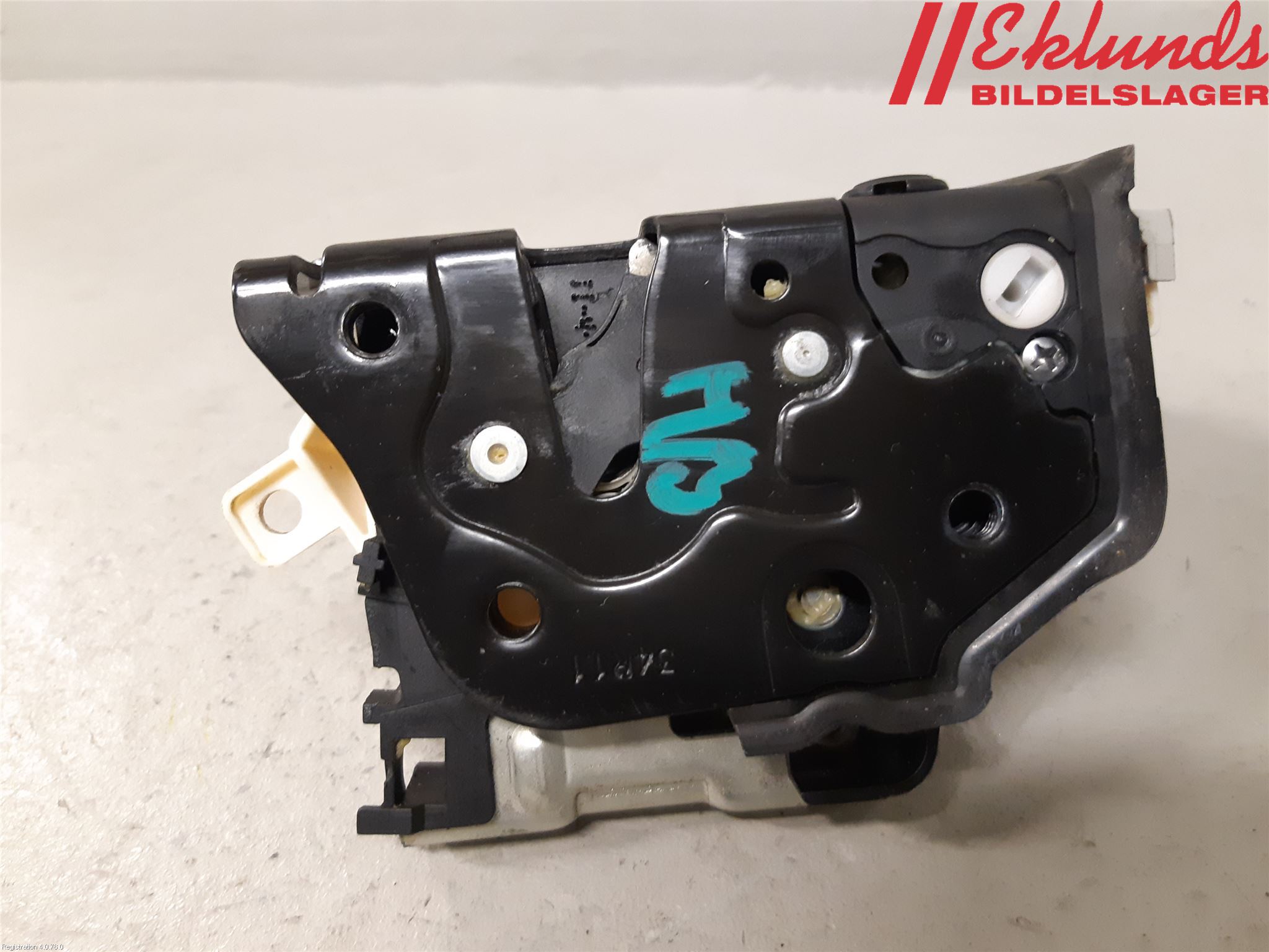 Audi A4 ALLROAD 09-16 Låskista-Dörrlås