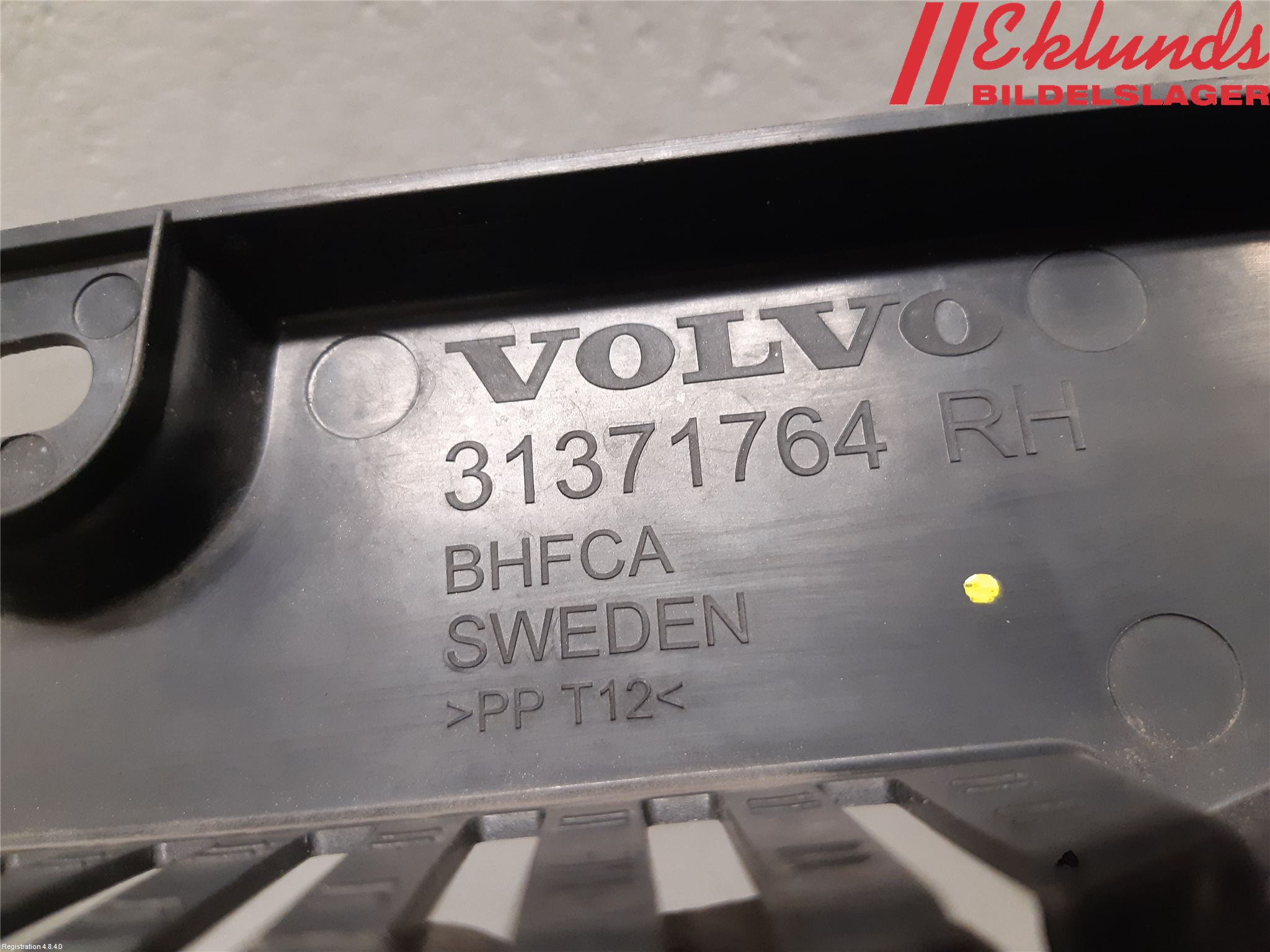 Volvo XC90/RECHARGE 16- Täckplast Front