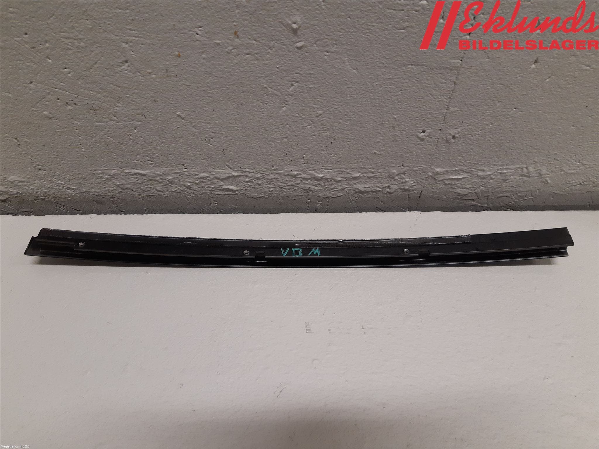 Mercedes-Benz MB E-KLASS (W212) 09-16 Dörr Dekorlist Bak Vä