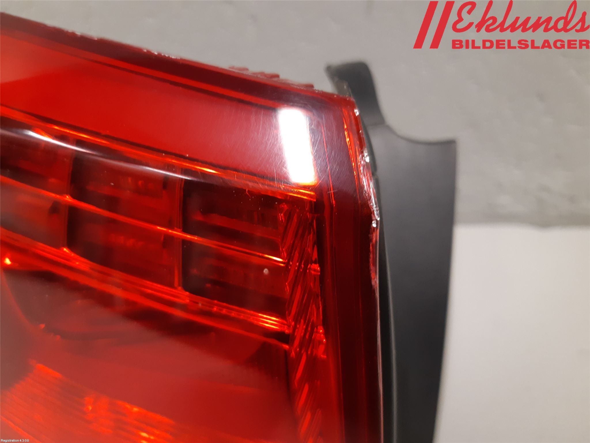 Volkswagen VW TOUAREG 7P 11-18 Bakljus Vänster