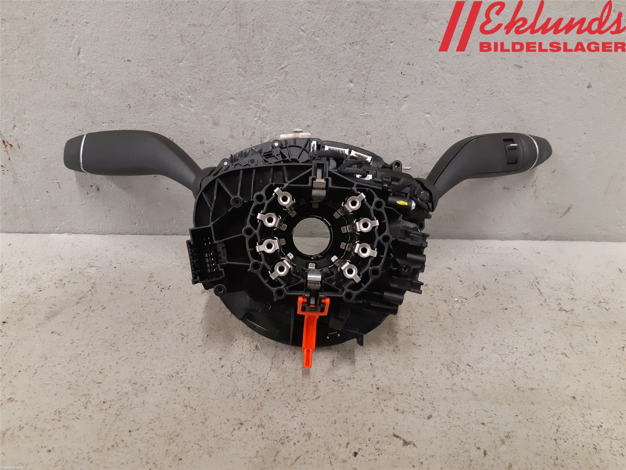 Mercedes-Benz MB C-KLASS (W205) 14-21 Spakcentral