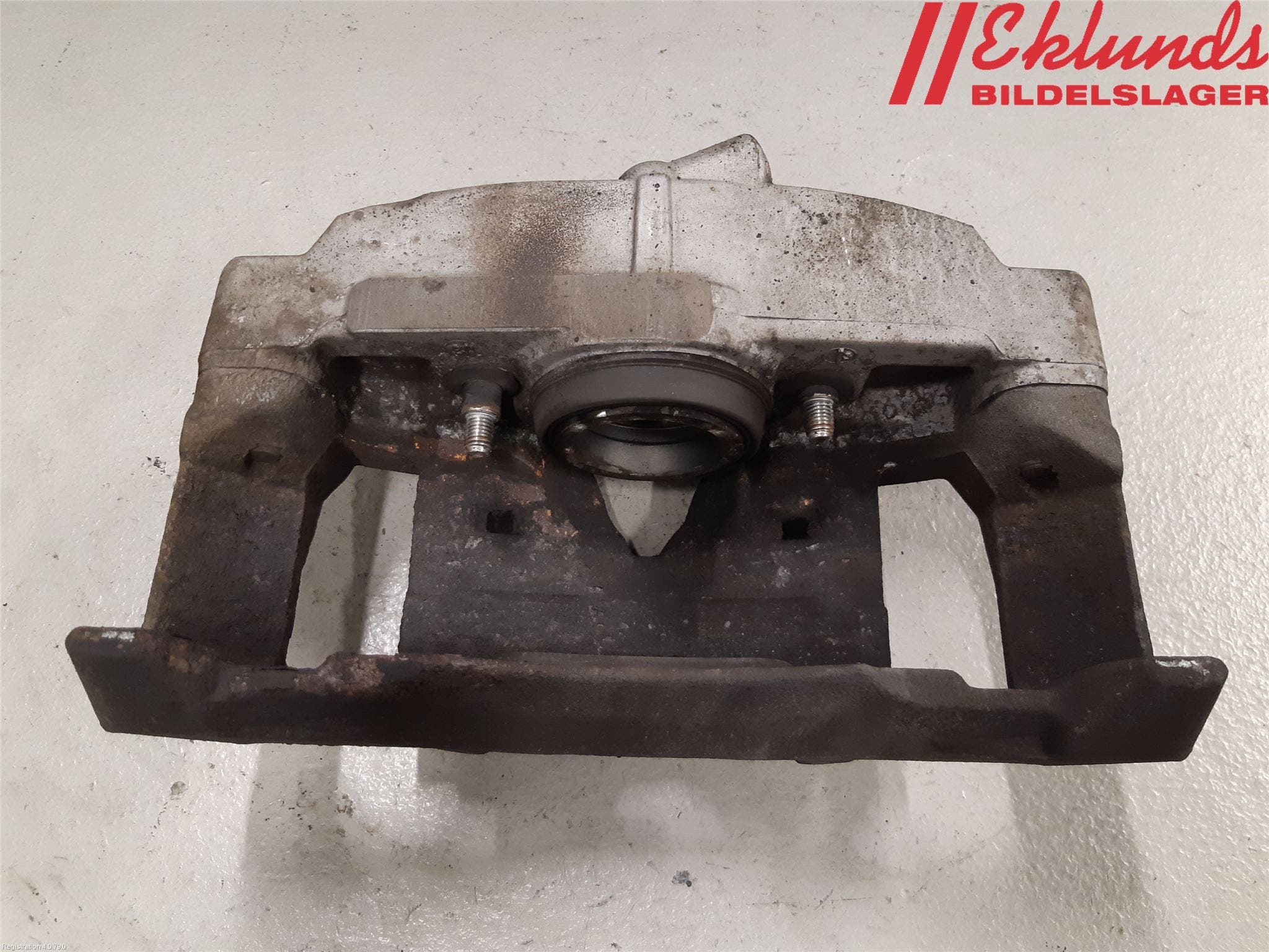 Volvo XC70 14-16 Bromsok Fram Höger