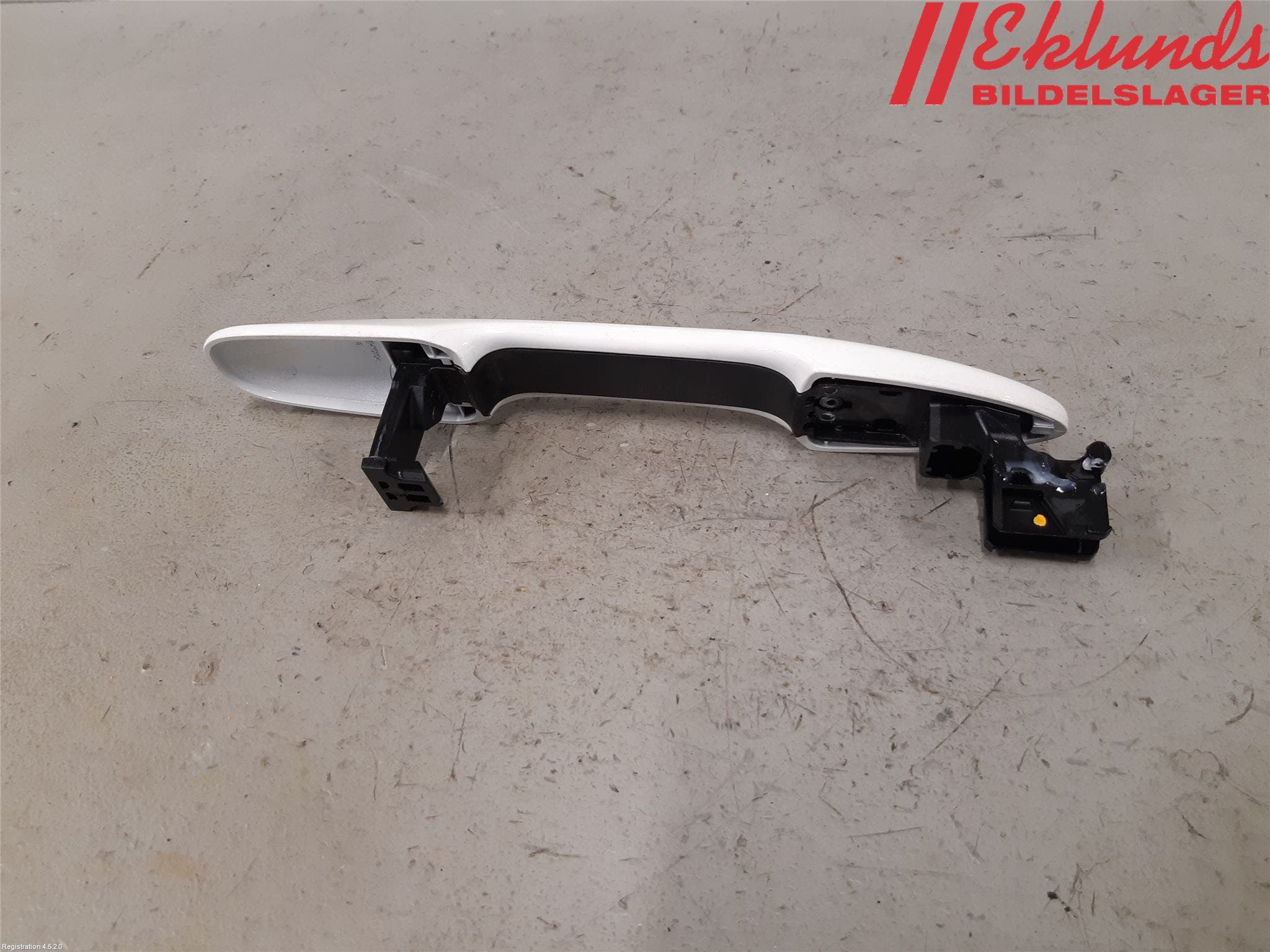 Toyota YARIS XP21 20- Dörrhandtag Yttre Hö