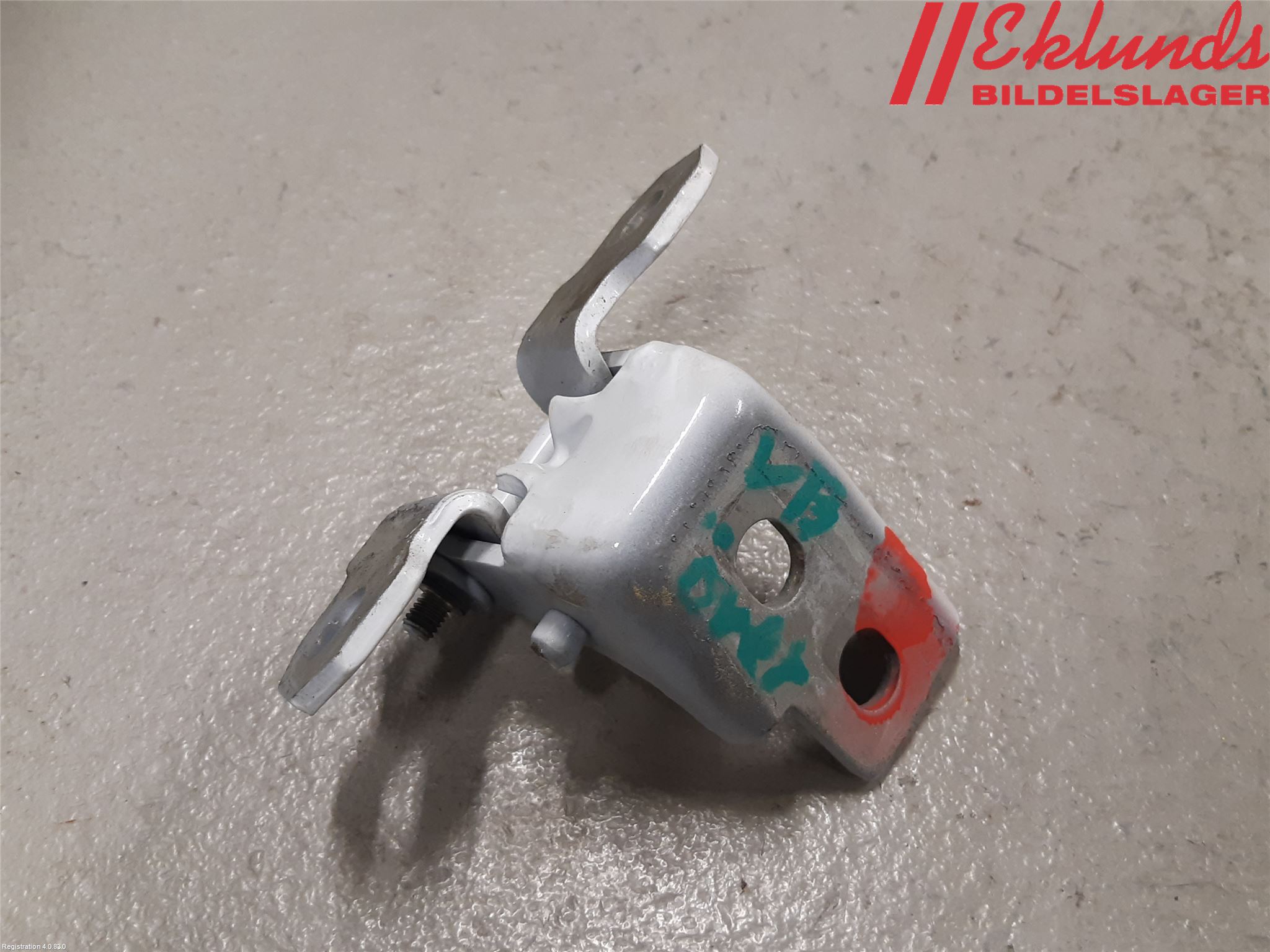 Renault CLIO IV 12-16 Dörrgångjärn