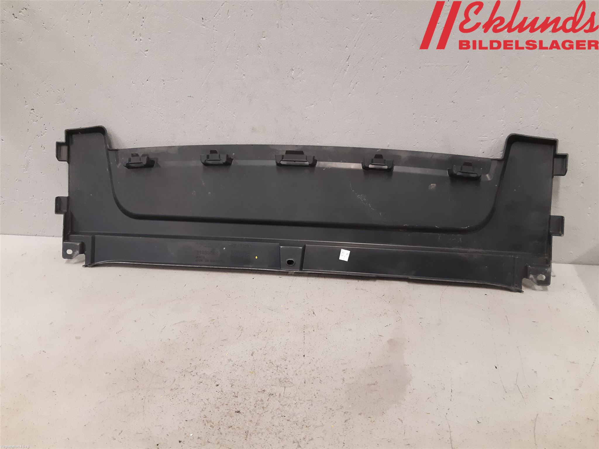 Volvo XC90/RECHARGE 16- Täckplast Front