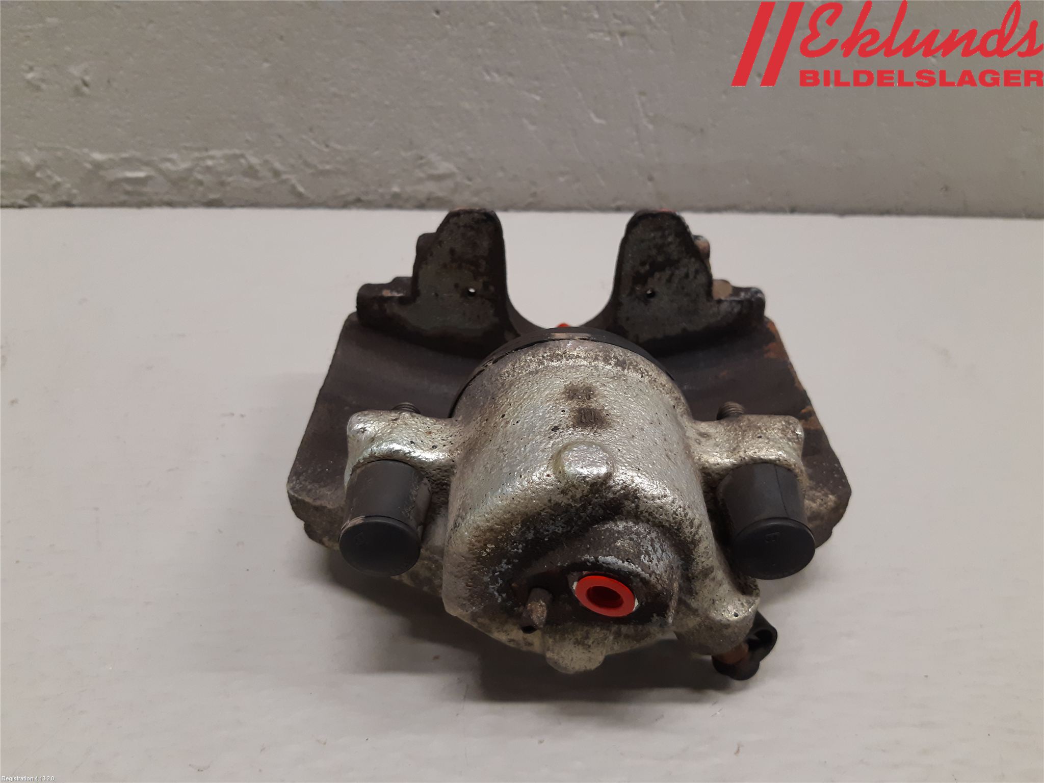 Volkswagen VW PASSAT 11-14 Bromsok Fram Vänster