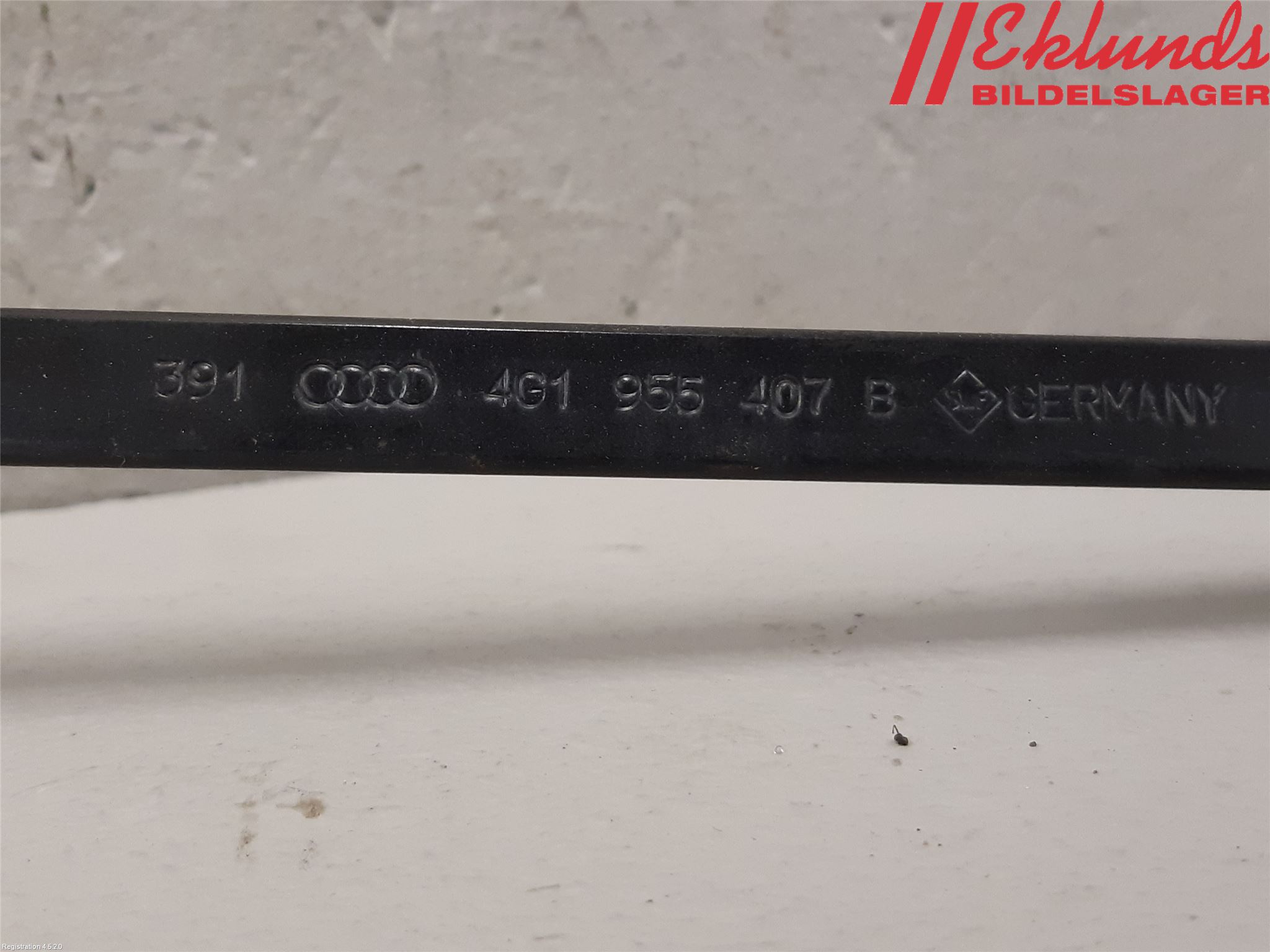 Audi A6/S6 4G 11-18 Torkararm Armar Vindruta