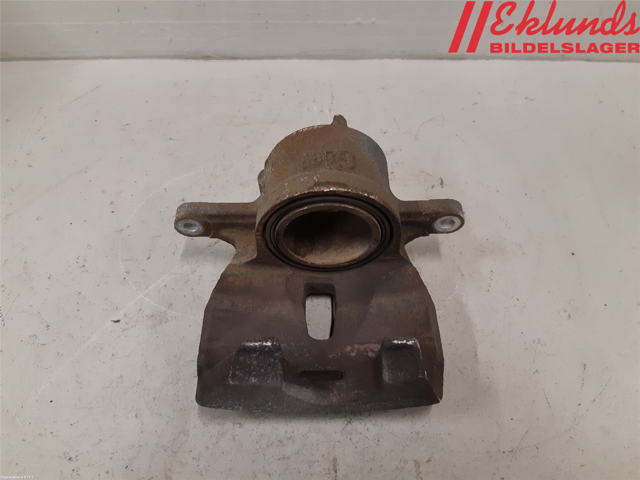 Toyota AURIS 13-19 Bromsok Fram Vänster