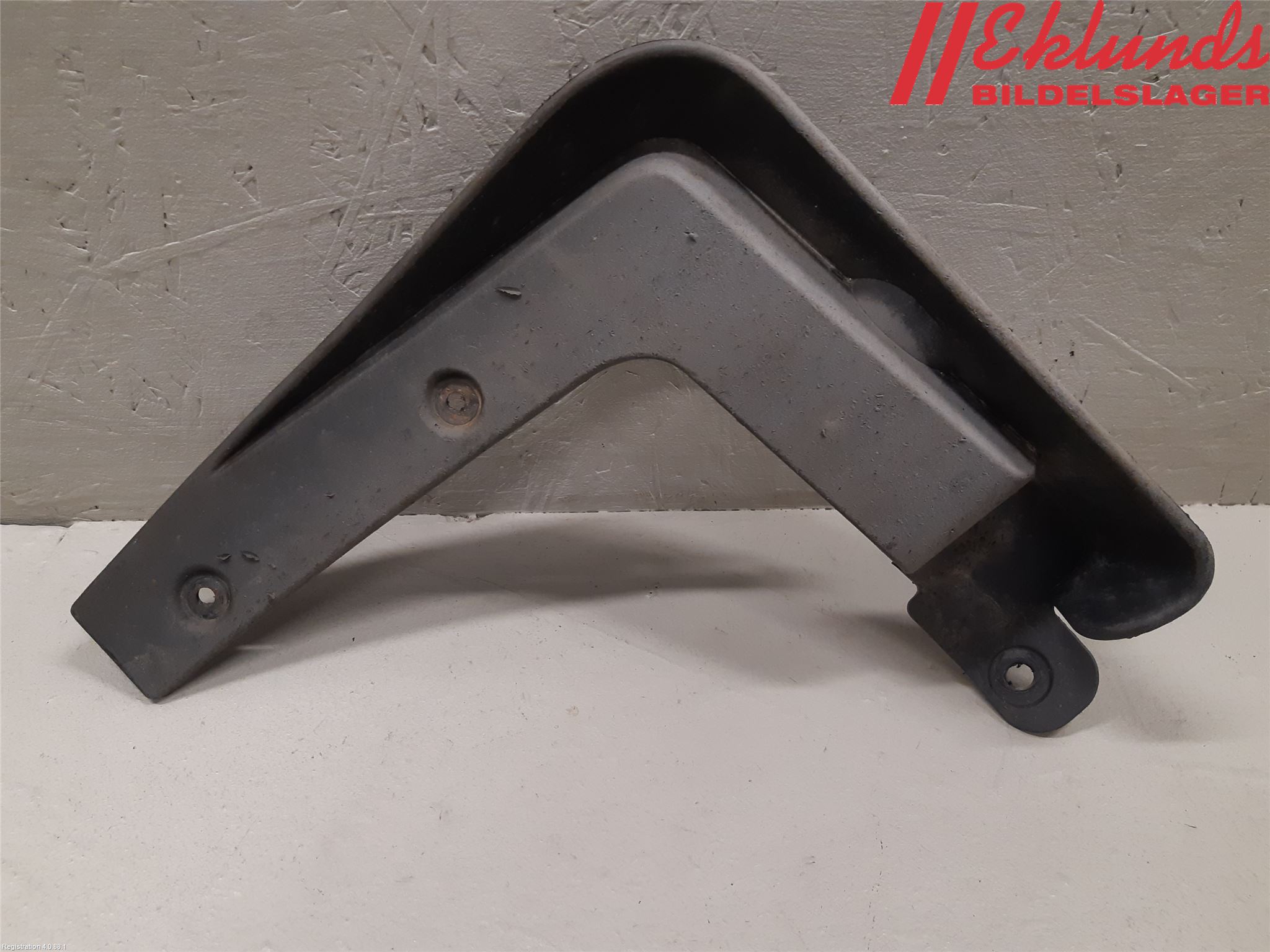 Hyundai SANTA FE 13-18 Stänkskydd