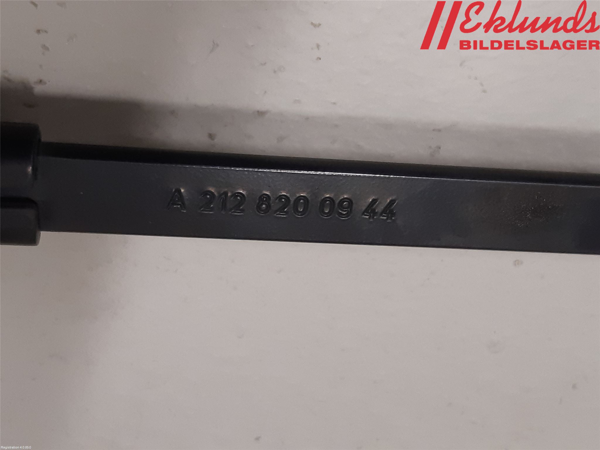 Mercedes-Benz MB E-KLASS (W212) 09-16 Torkararm Armar Vindruta