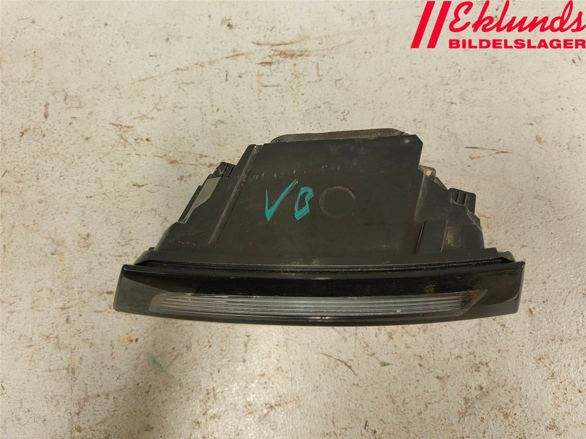 Peugeot 3008 17-24 Bakljus Lucka Vä