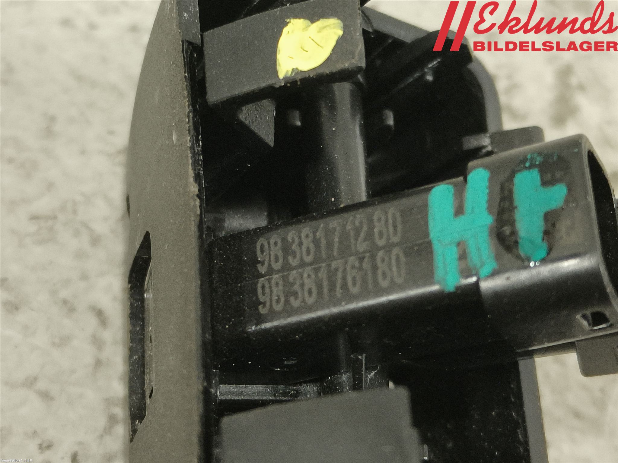 Peugeot 2008/E-2008 20- Spolarmunstycke Rutor