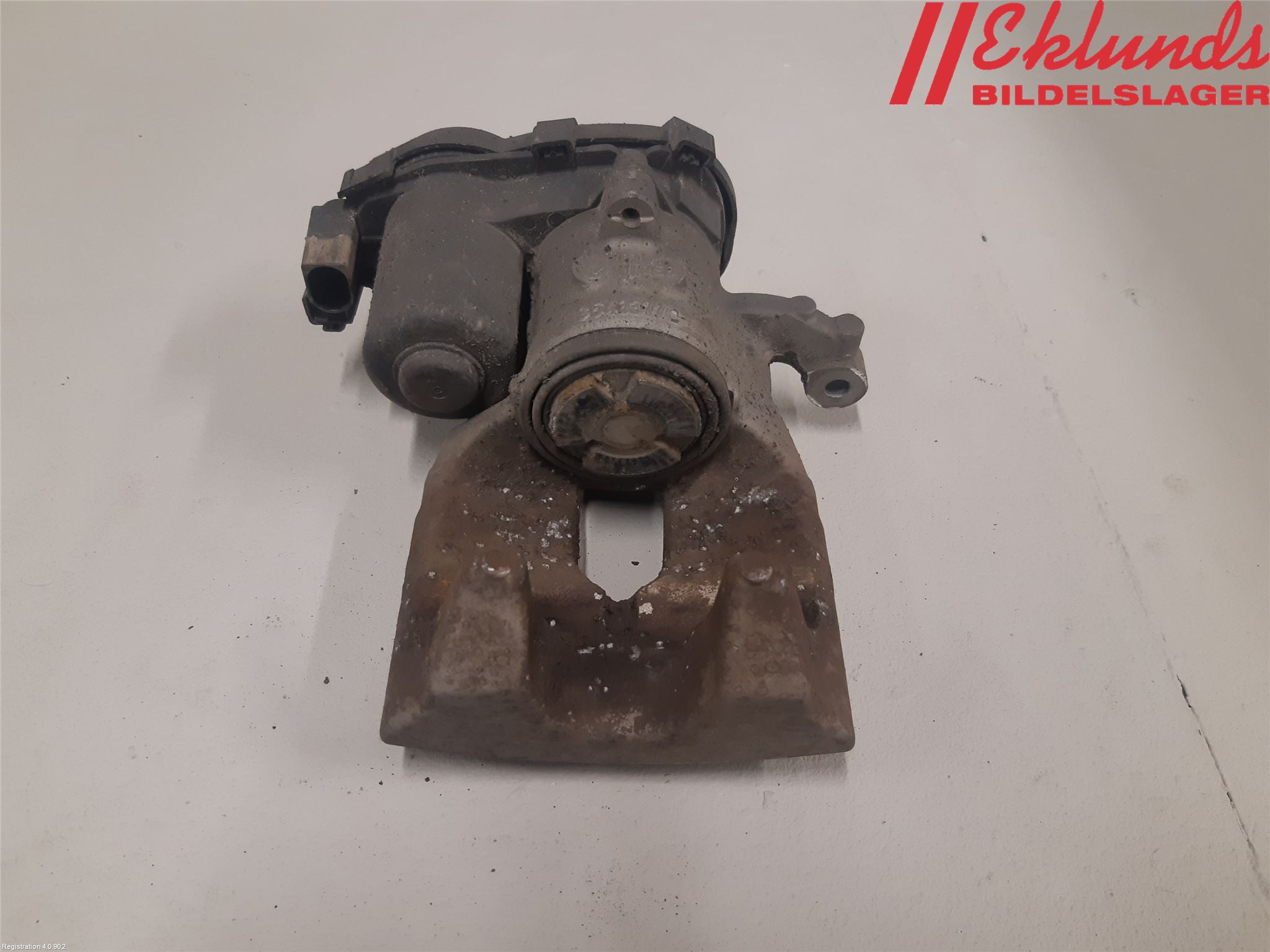Mercedes-Benz MB E-KLASS (W213) 16-23 Bromsok Bak Höger