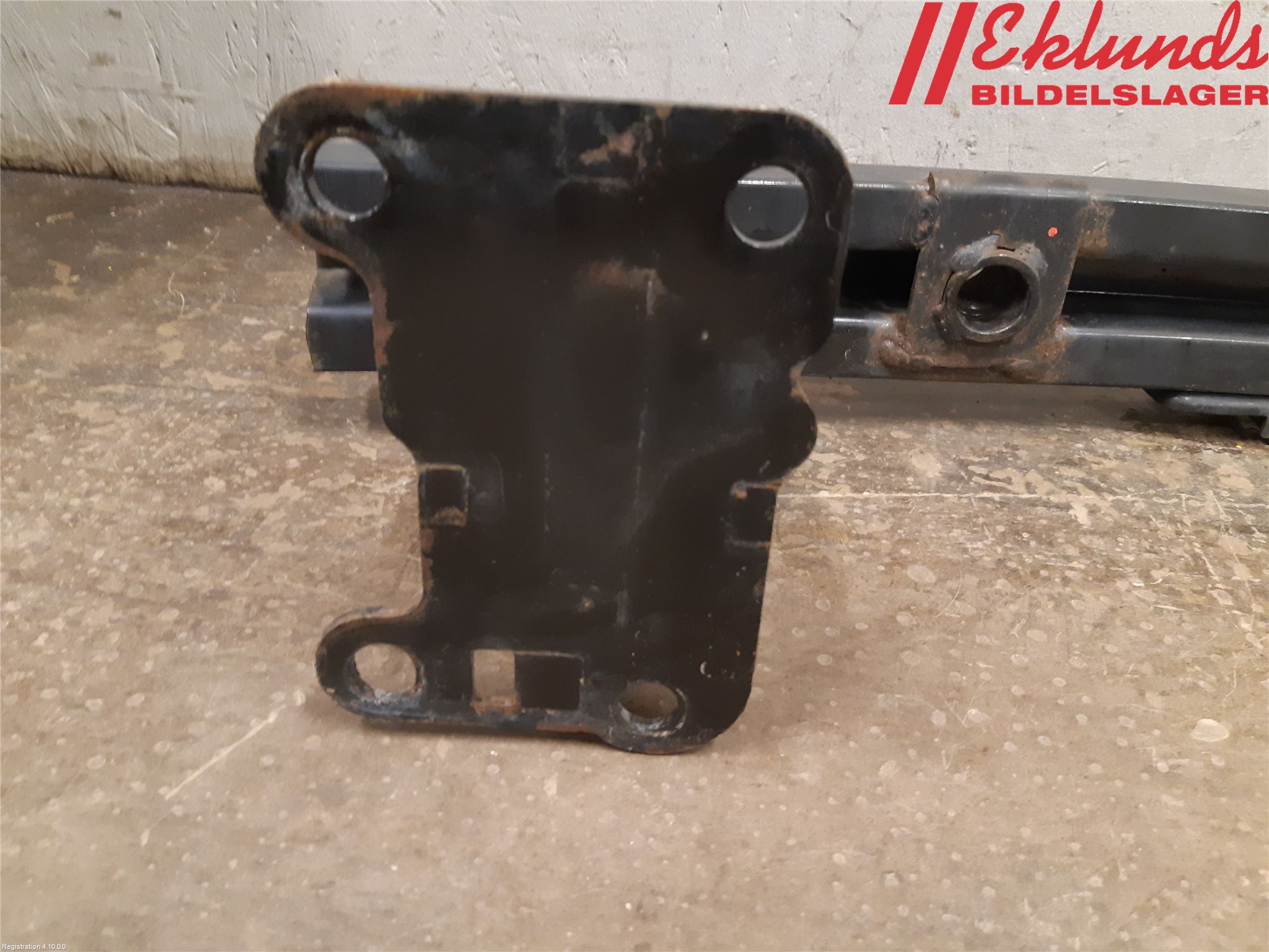 Nissan QASHQAI 10-14 Stötfångarbalk Fram