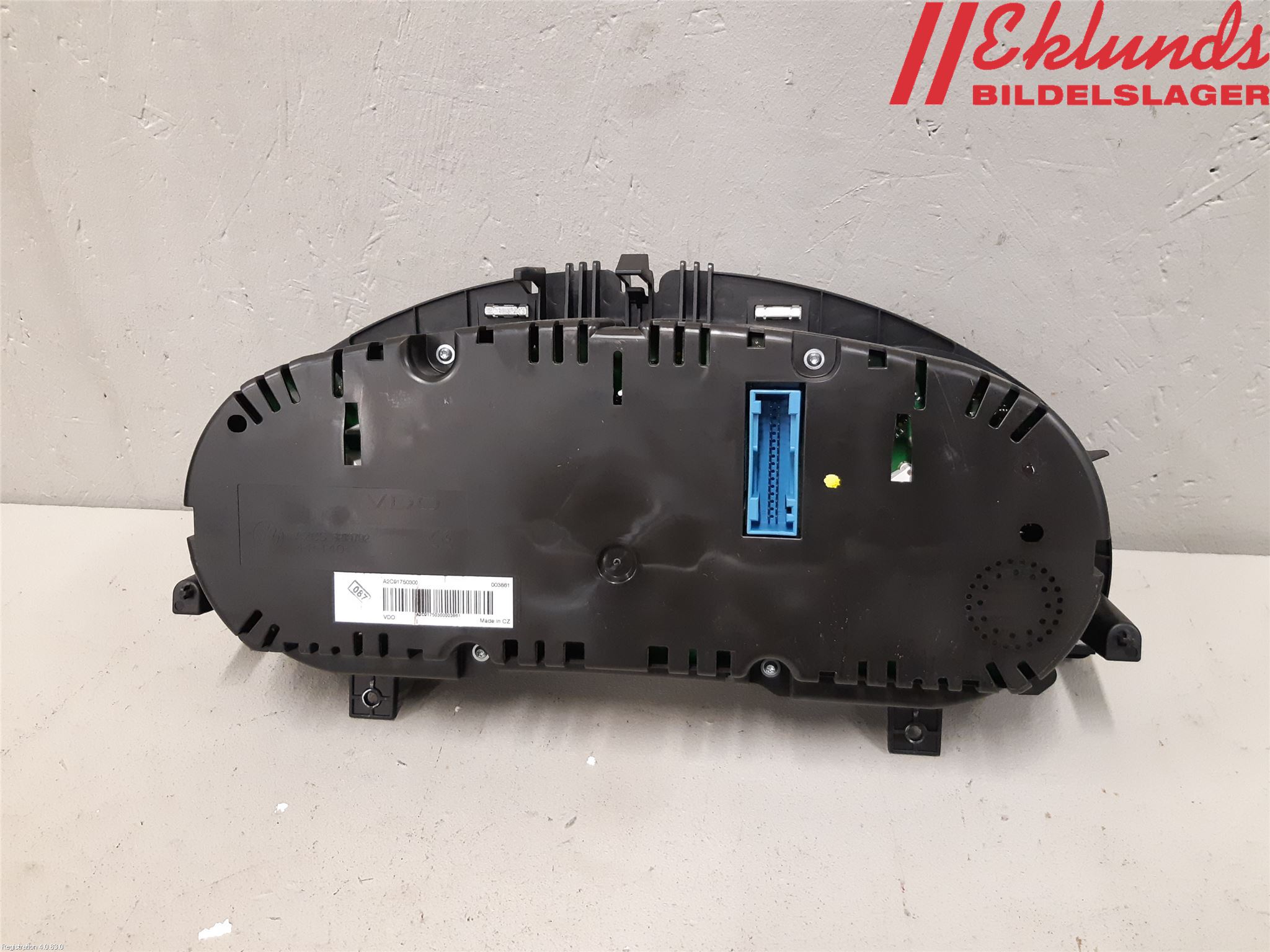 Volkswagen VW PASSAT 11-14 Instrument Komb