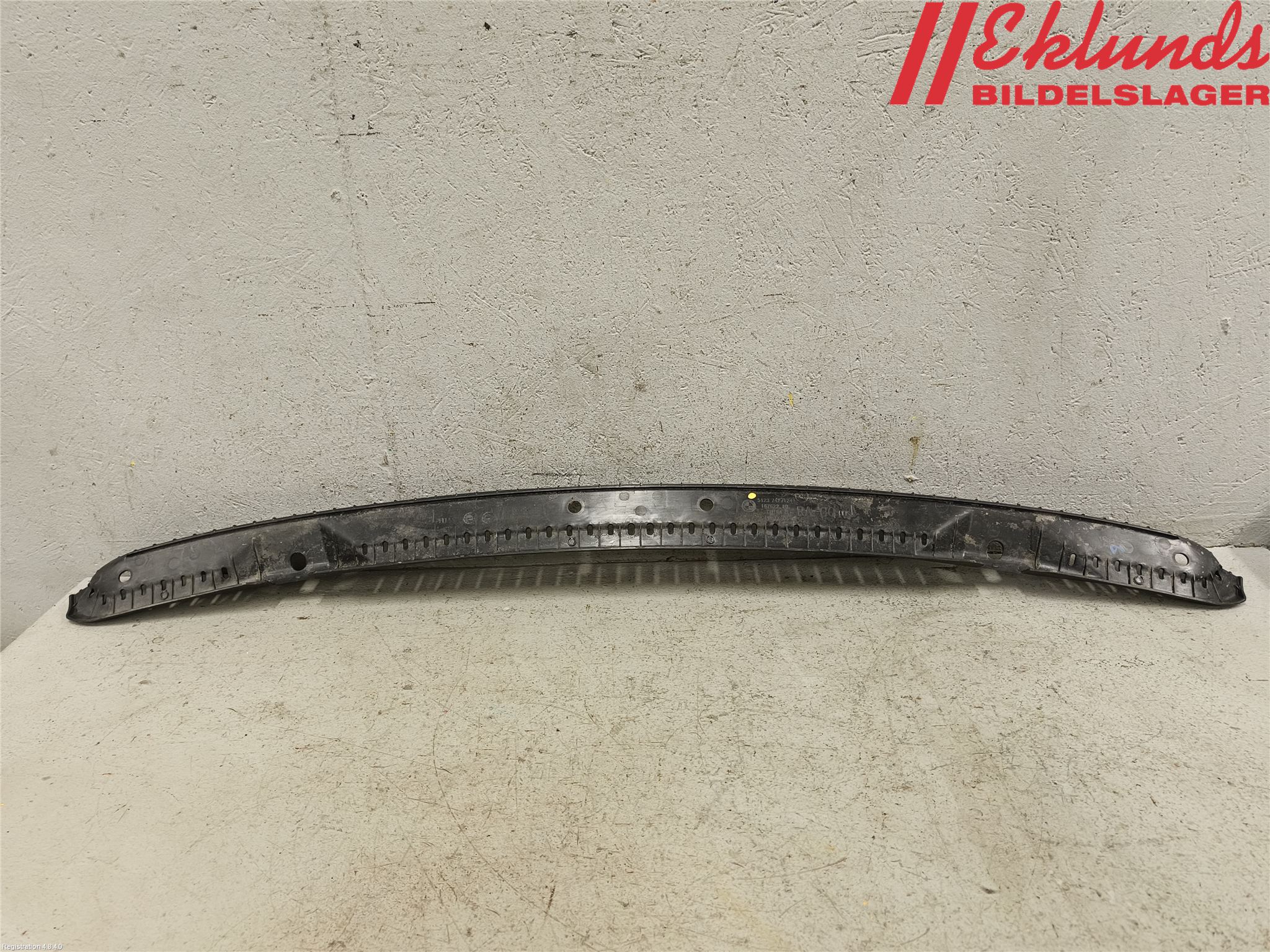 BMW X1 F48 15-22 Torpedplåt-Torpedplast