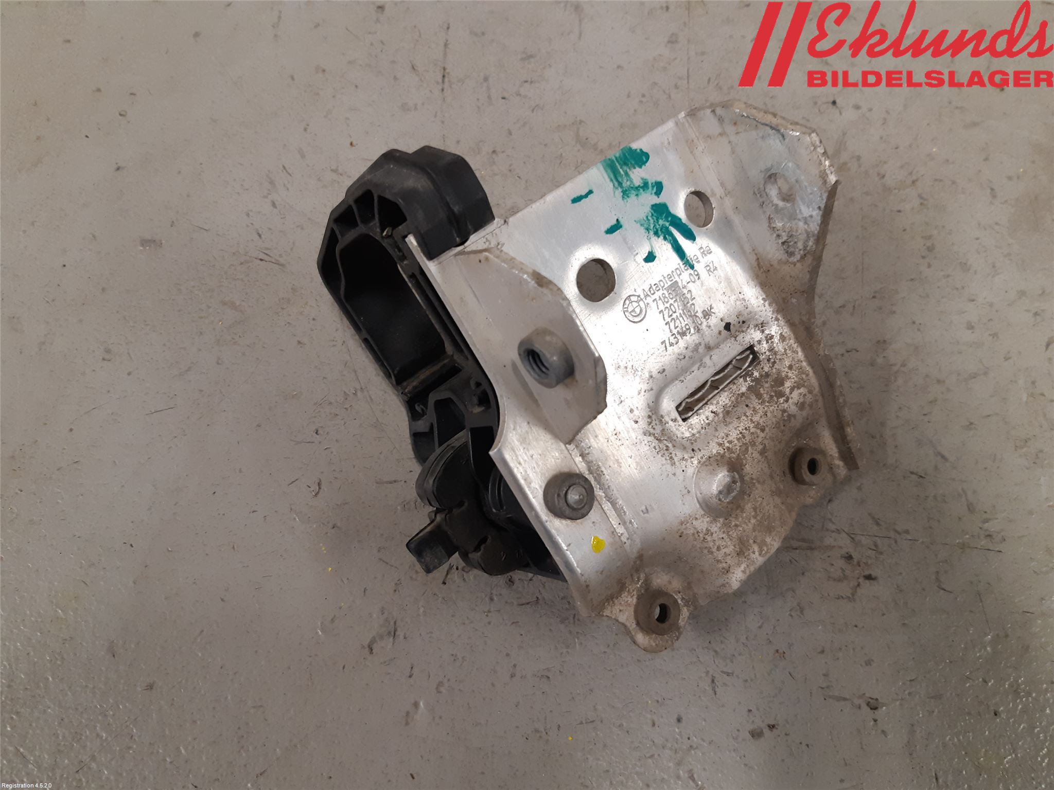 BMW 5 F10/F11/F18 09-17 Frontplåt