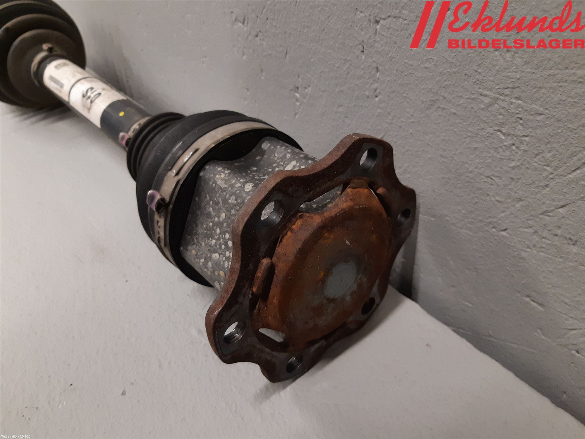 Audi A6 F2/C8 19- Drivaxel Fram Höger