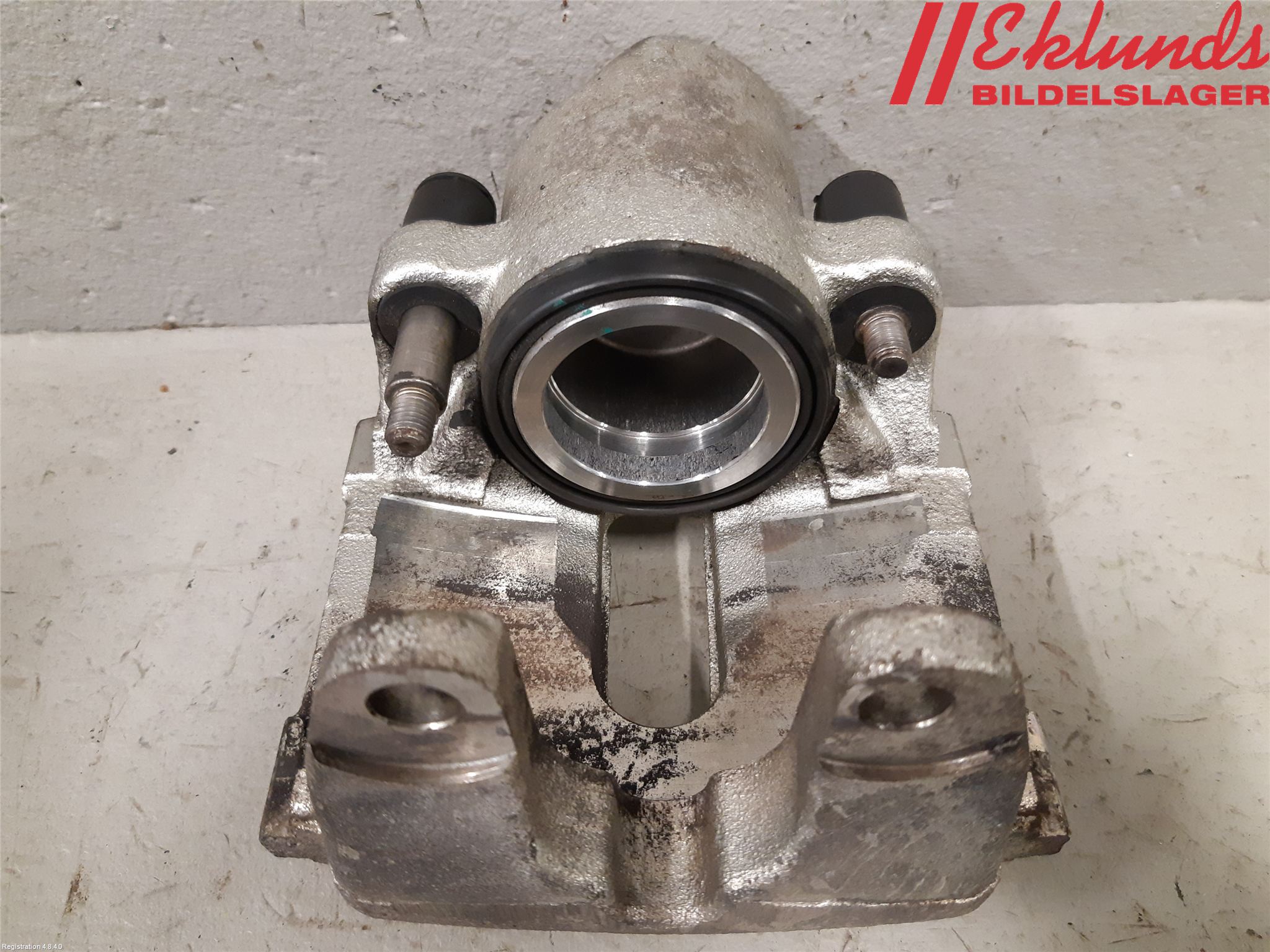 BMW 5 E39 95-04 Bromsok Fram Höger