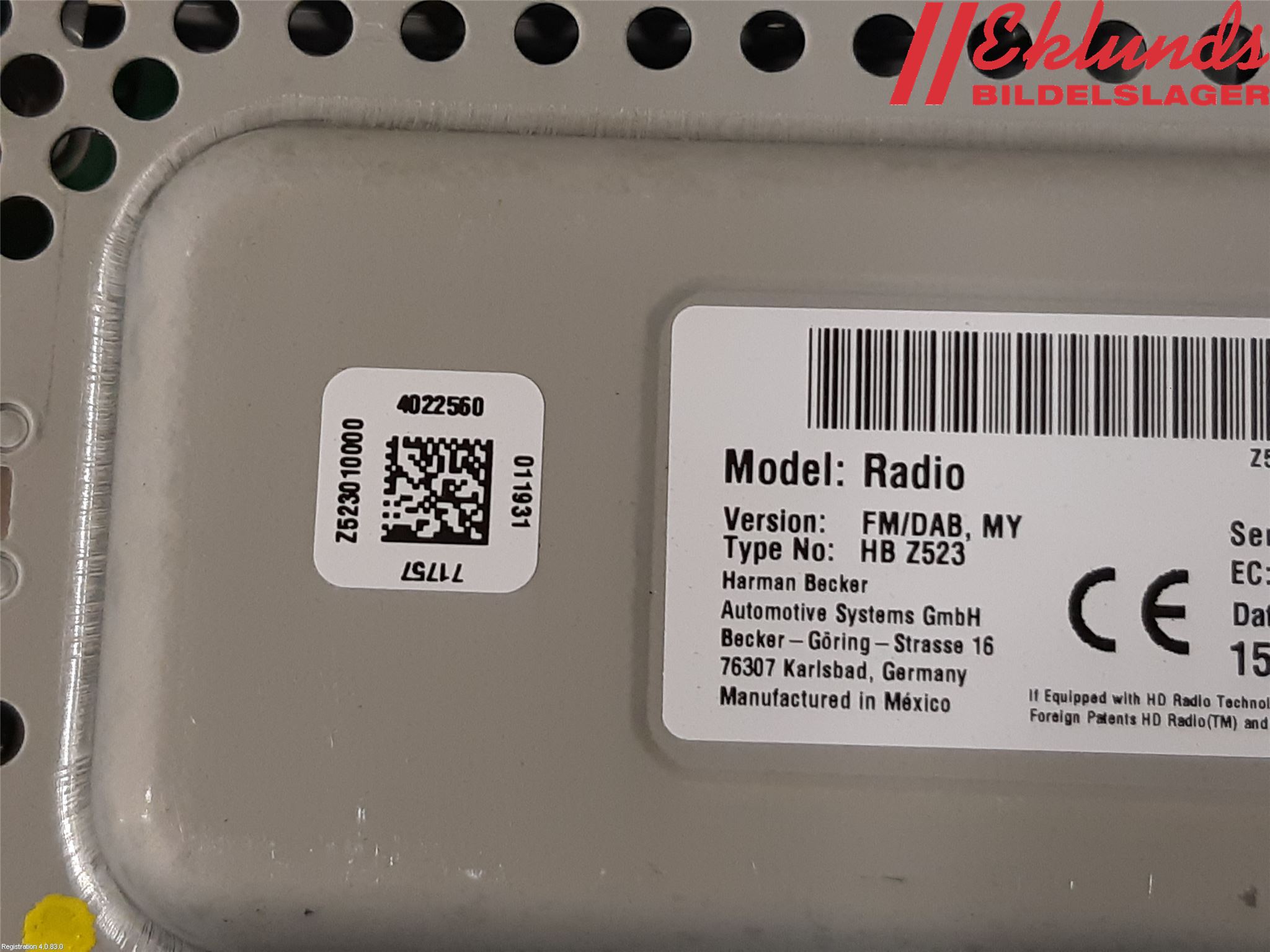 Tesla MODEL Y 21- Antennförstärkare