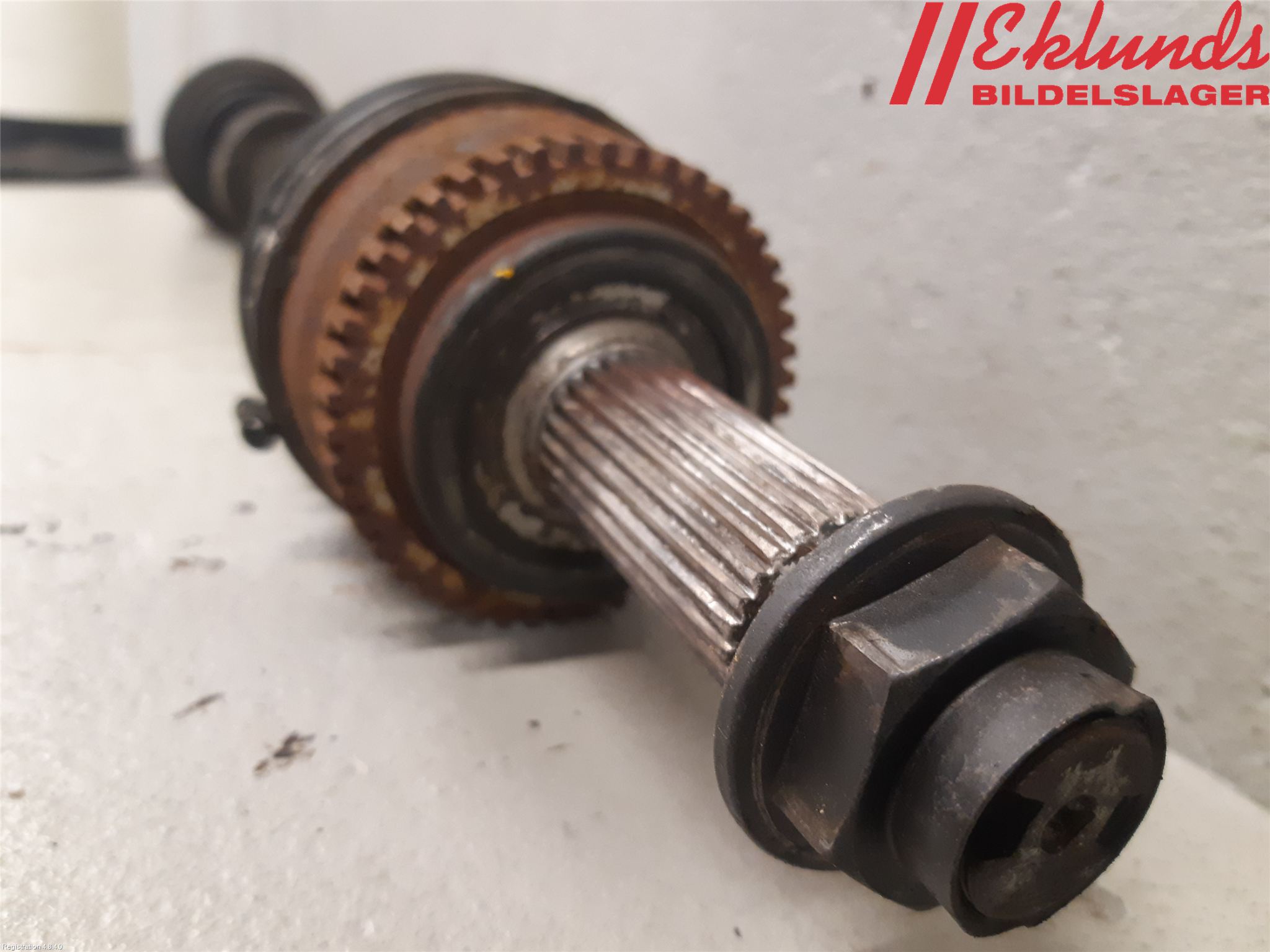 Kia CEED 12-18 Drivaxel Fram Vänster