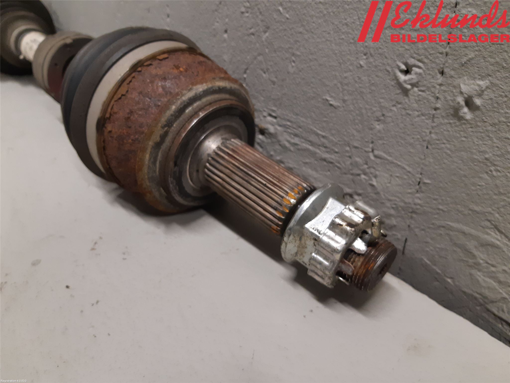 Nissan QASHQAI 17-21 Drivaxel Fram Vänster