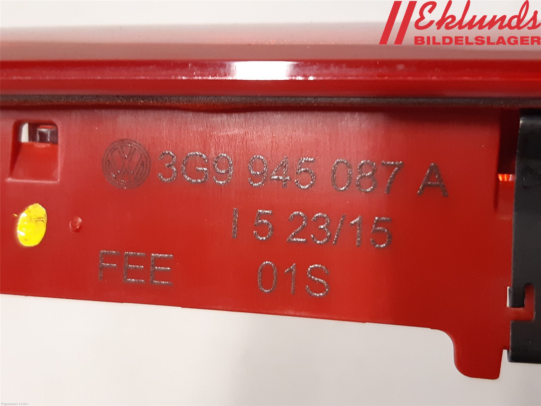 Volkswagen VW PASSAT 15-19 Bromsljus Bakruta
