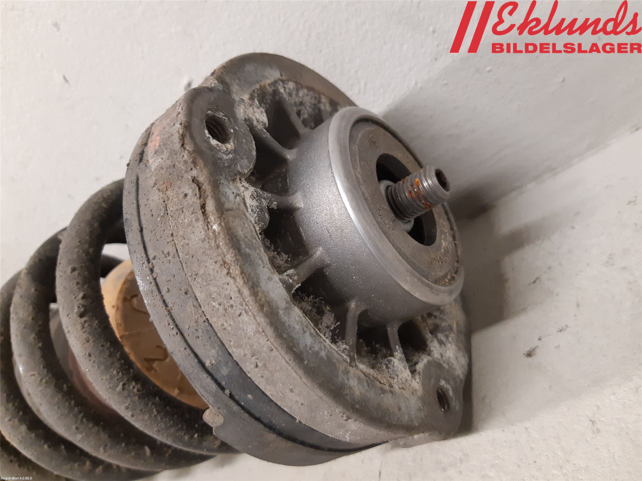 BMW 5 F10/F11/F18 09-17 Fjäderben Fram Vänster