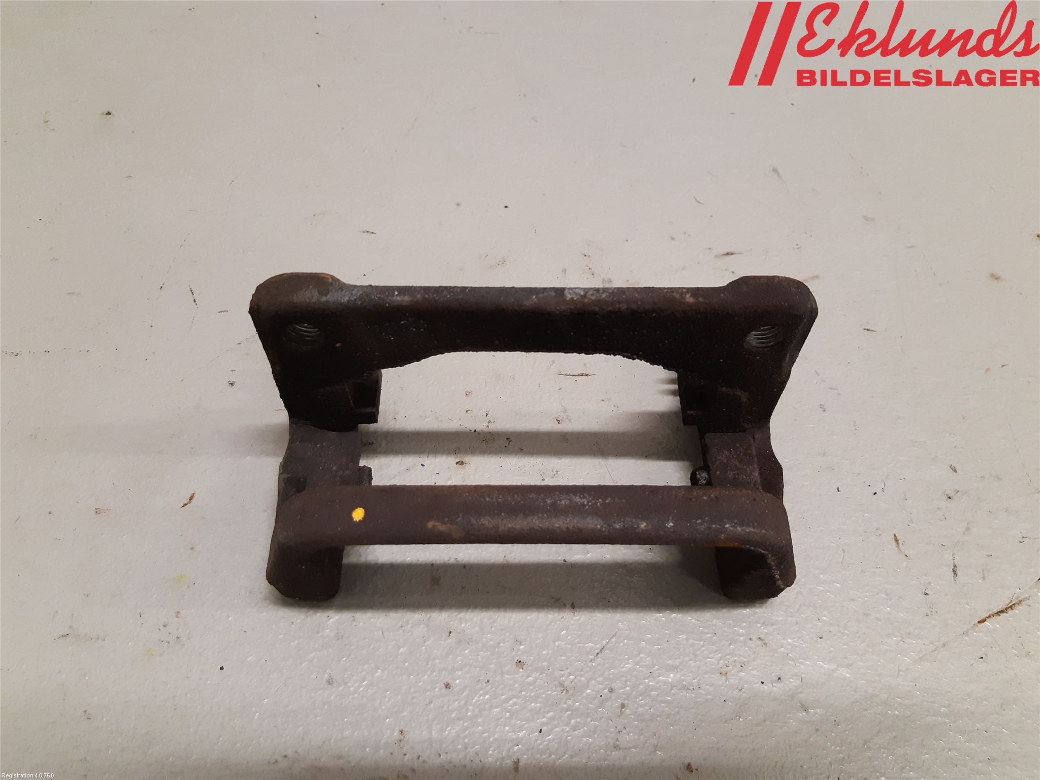 Fiat 500L 13-19 Bromsokshållare