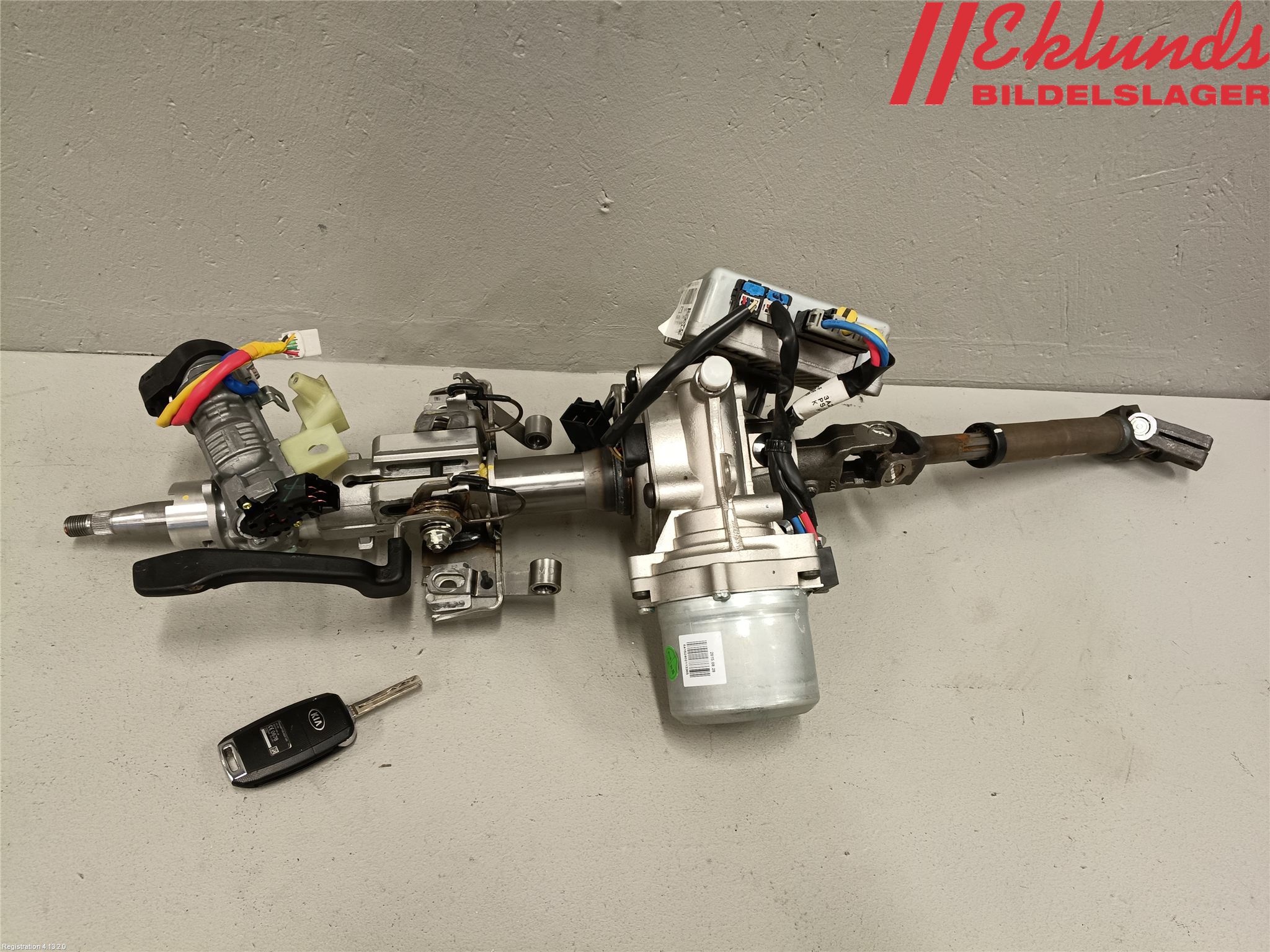 Kia CEED 12-18 Rattaxelagg Med Inb Servo