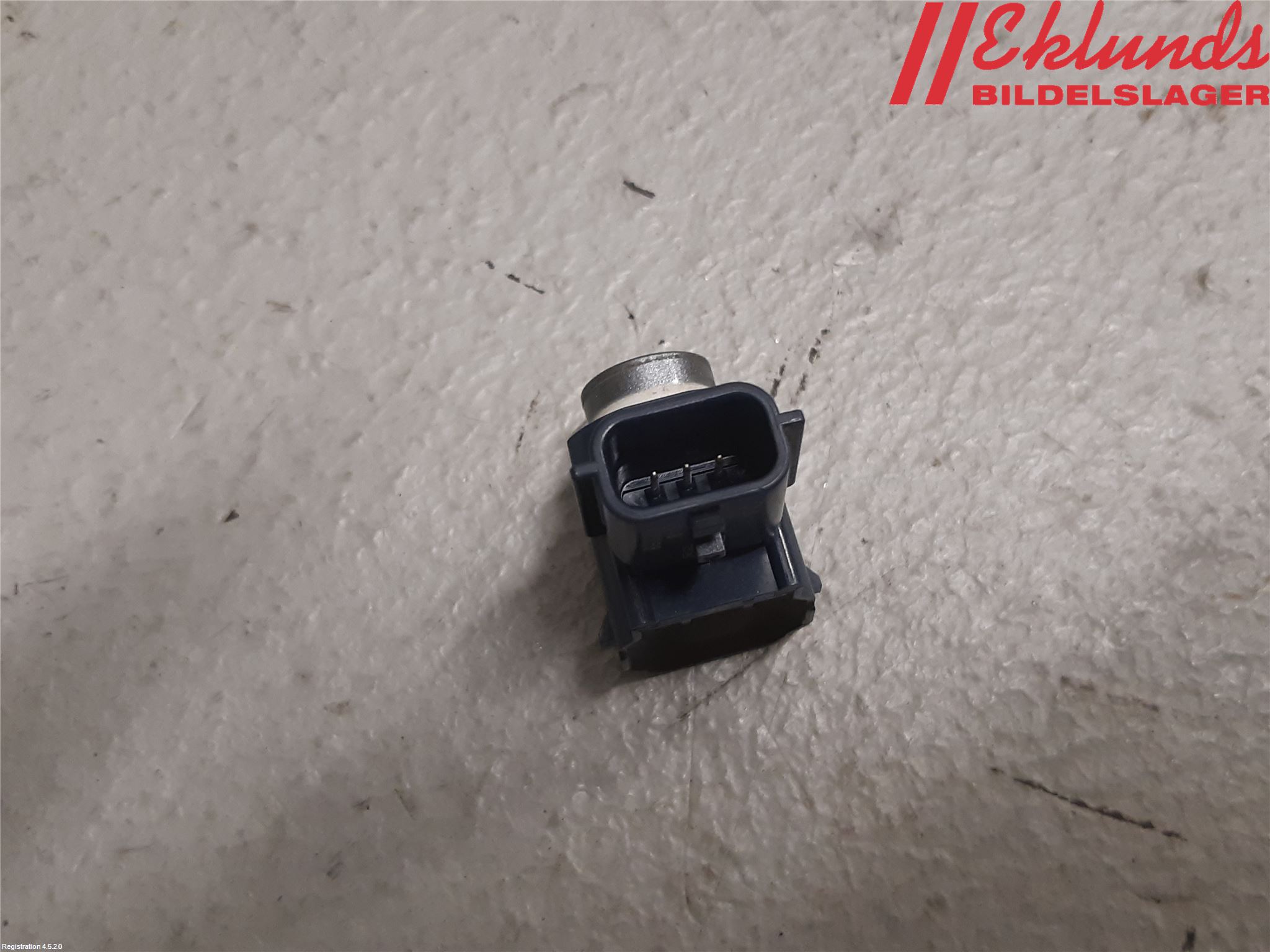 Mitsubishi OUTLANDER 13-21 Parkeringshjälp Backsensor