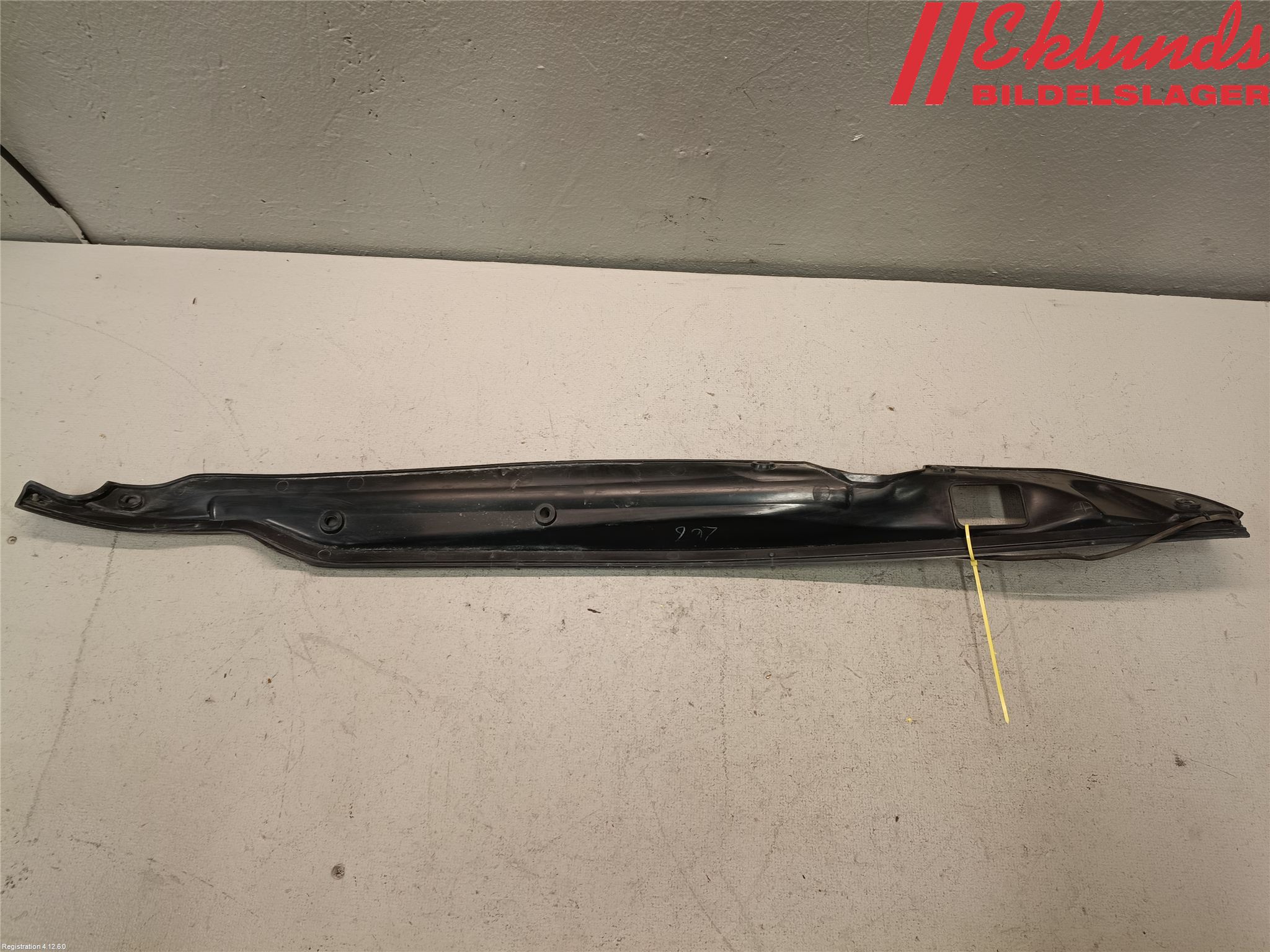 Tesla MODEL S 13- List Bak-Baklucka