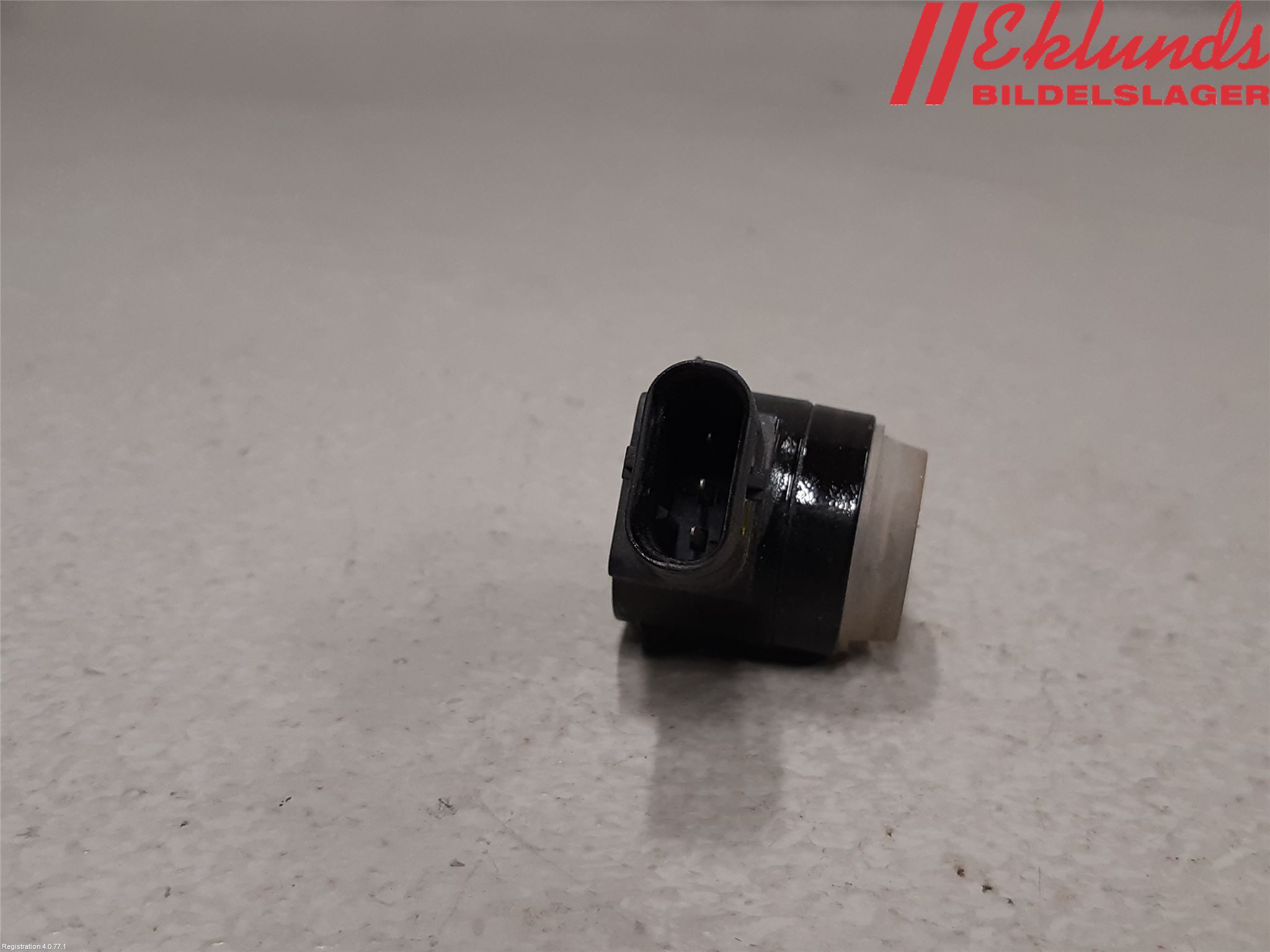 Mercedes-Benz MB E-KLASS (W212) 09-16 Parkeringshjälp Frontsensor