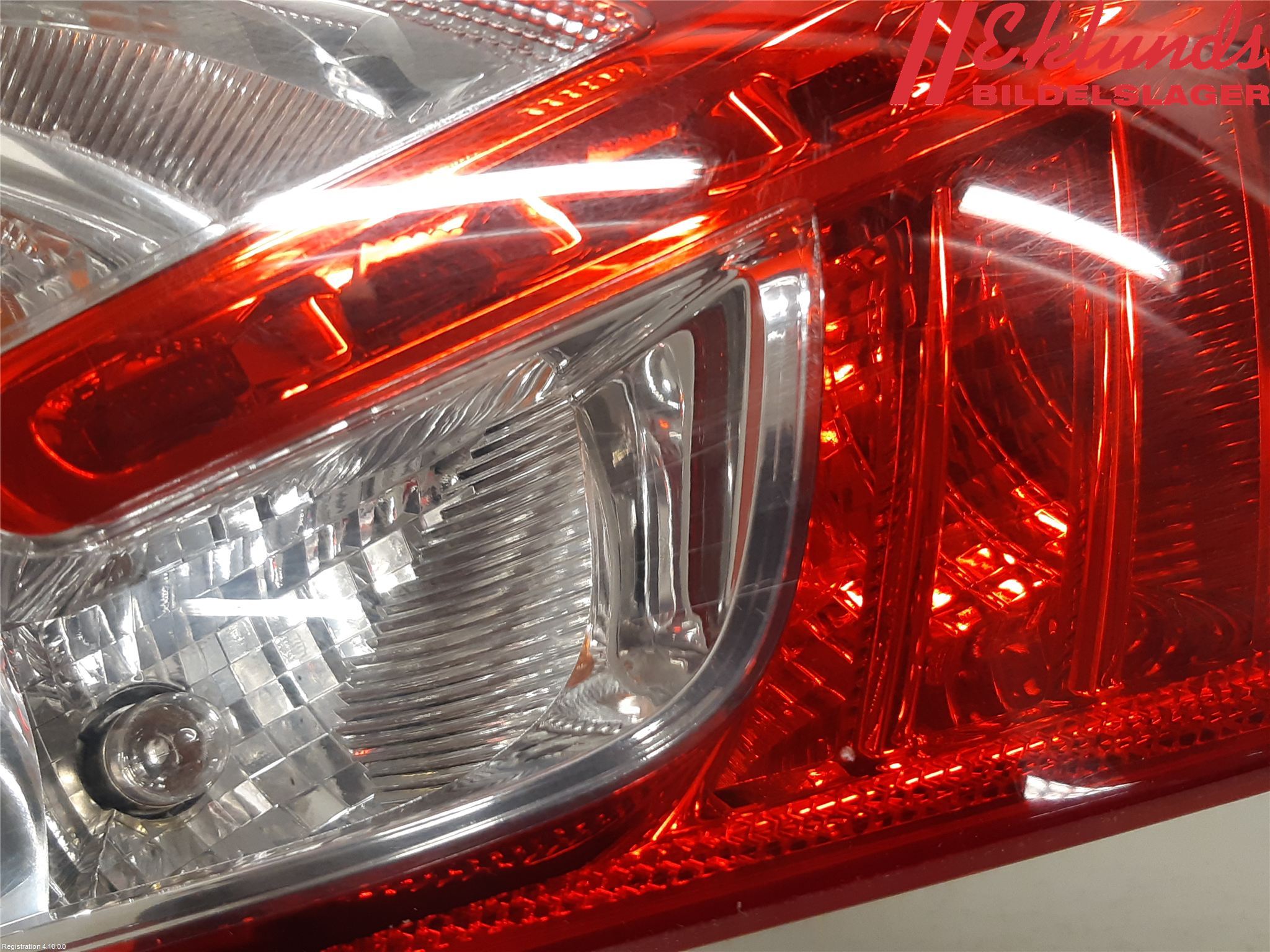 Peugeot 208 12-15 Bakljus Vänster
