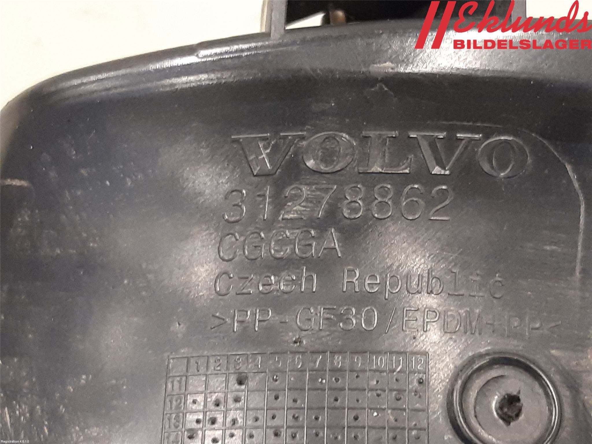 Volvo V40 12-19 Tanklucka