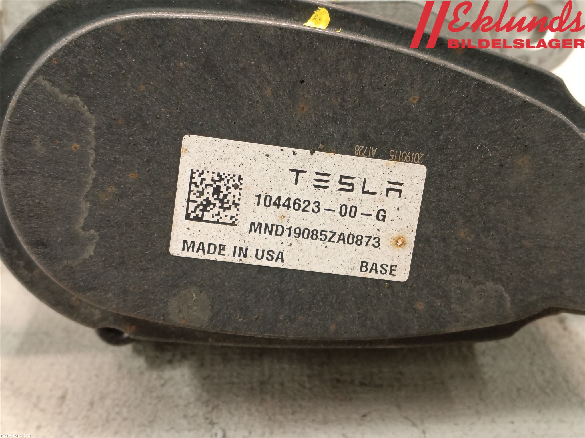 Tesla MODEL 3 17- Bromsok Bak Vänster