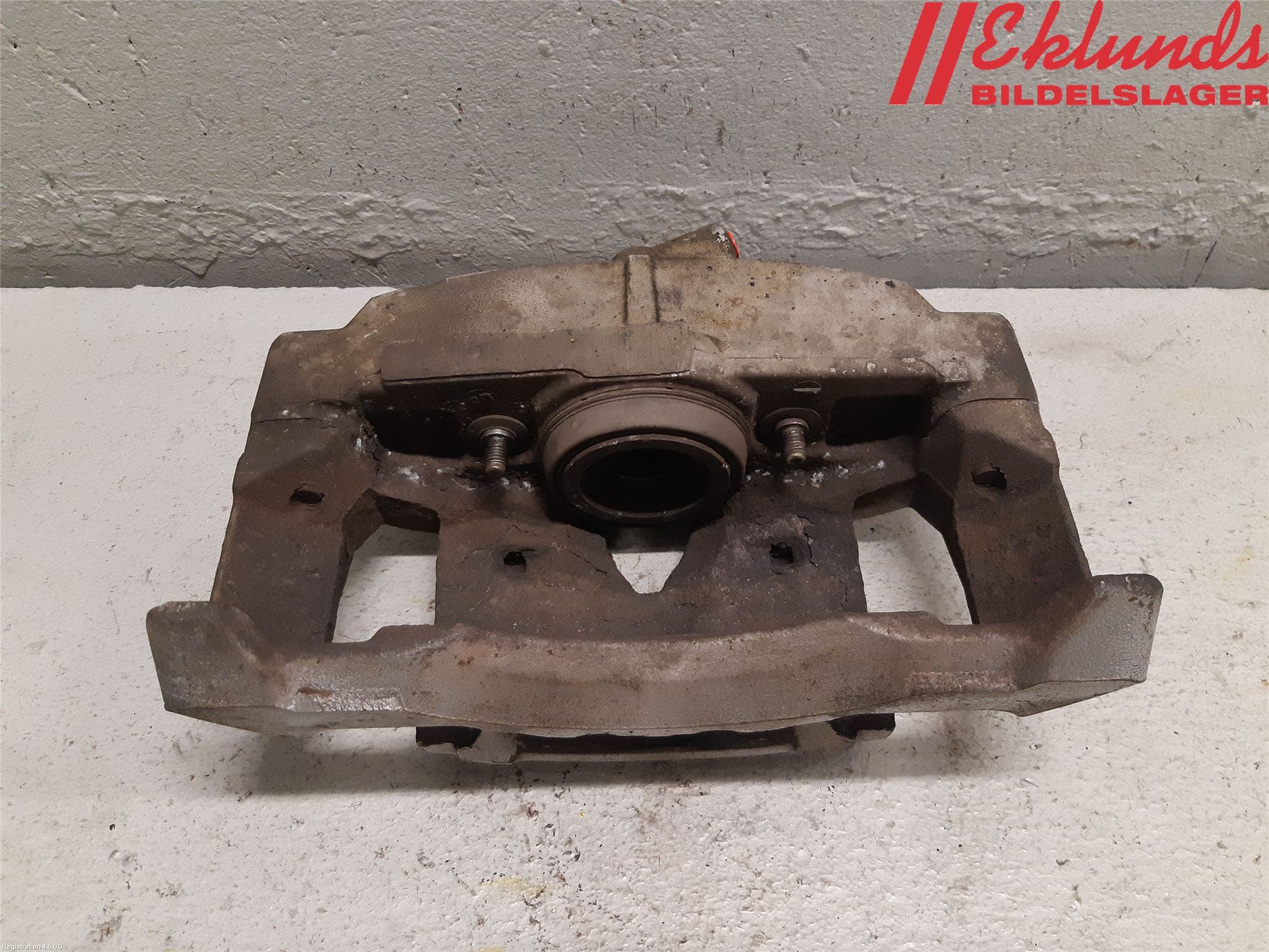 Volvo V70 08-13 Bromsok Fram Höger