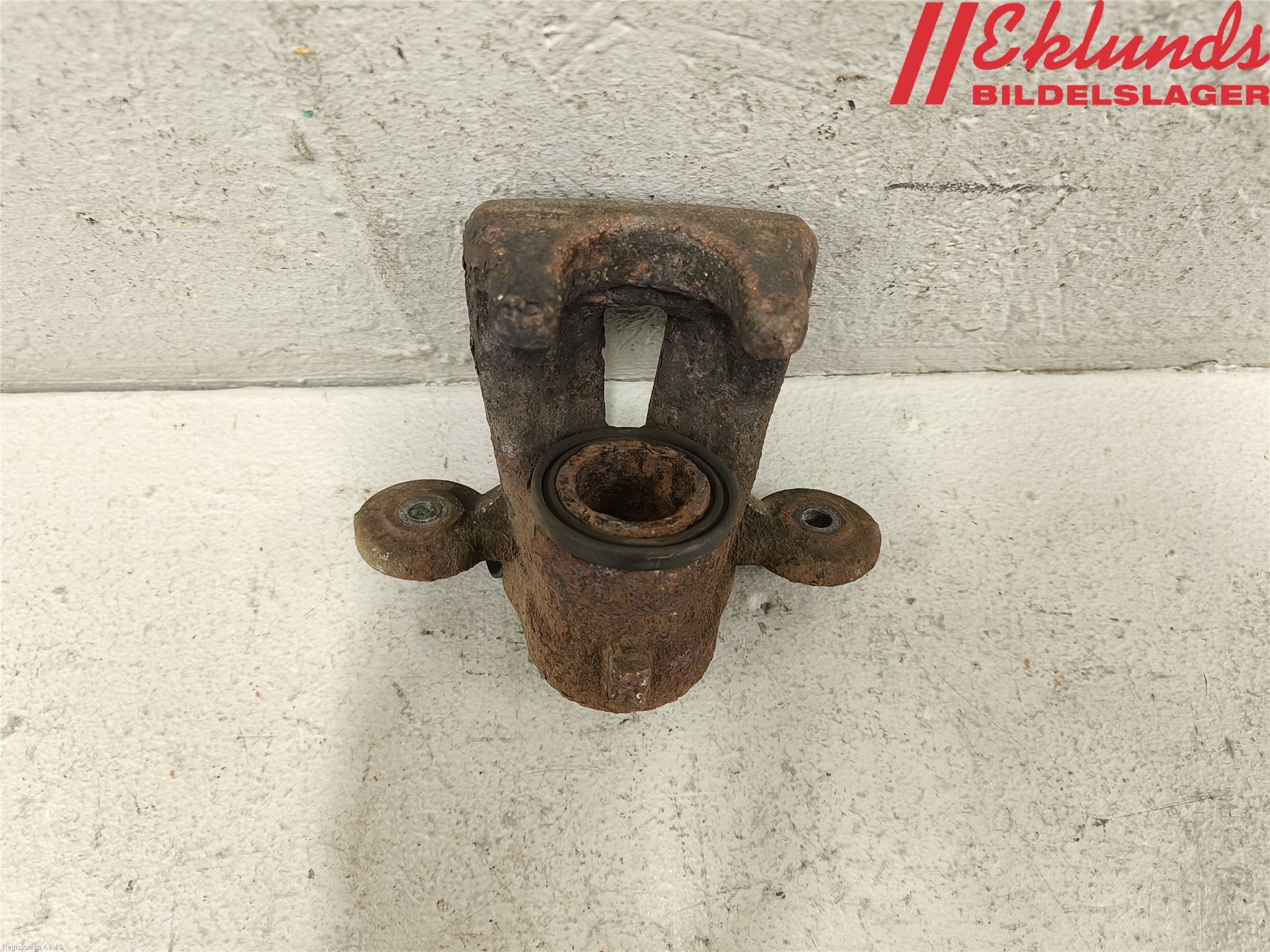 BMW 1 E87/81 5D/3D 03-11 Bromsok Bak Höger