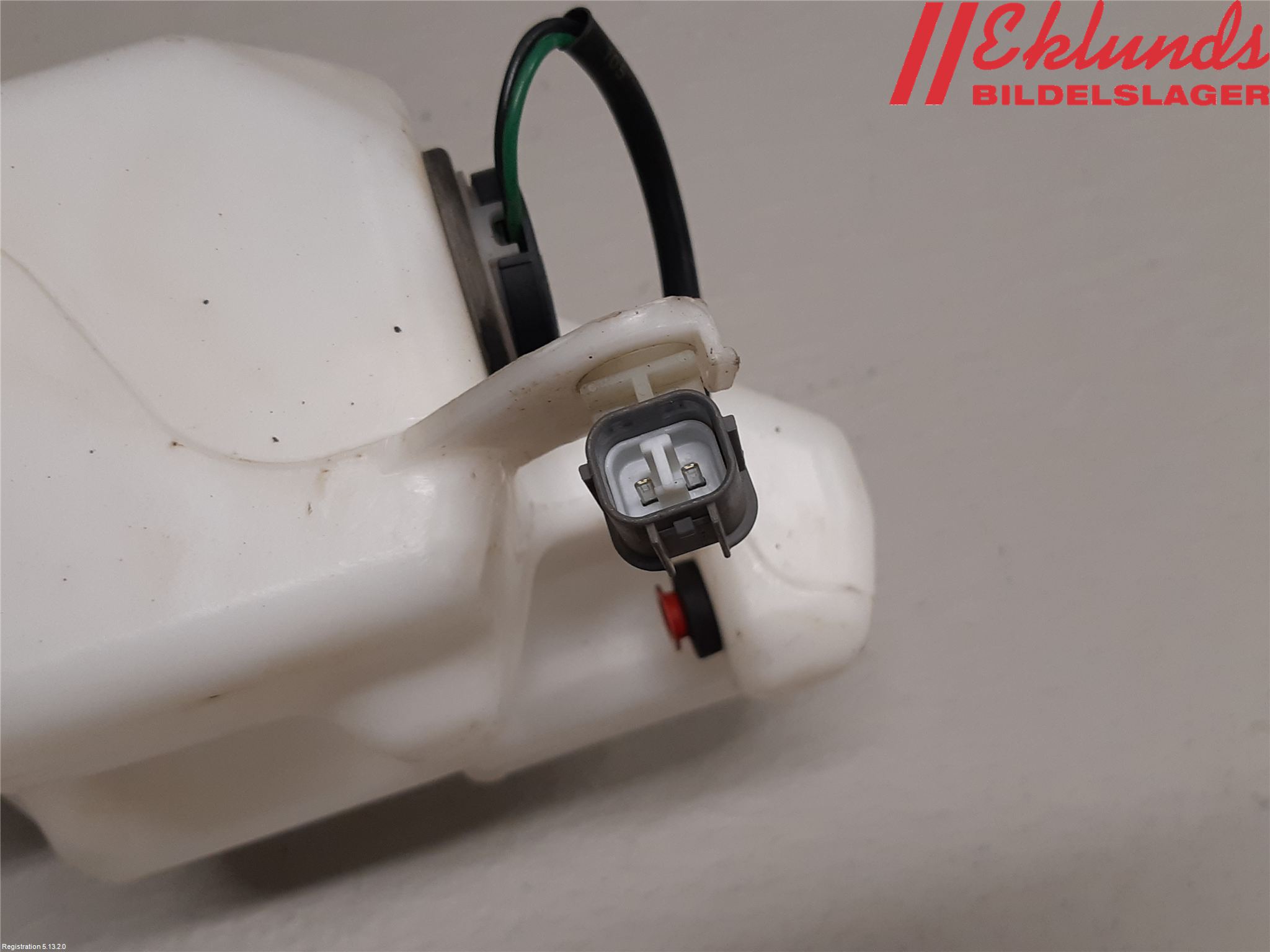 Honda CR-V 13-18 Spolartank Vindruta-Strål