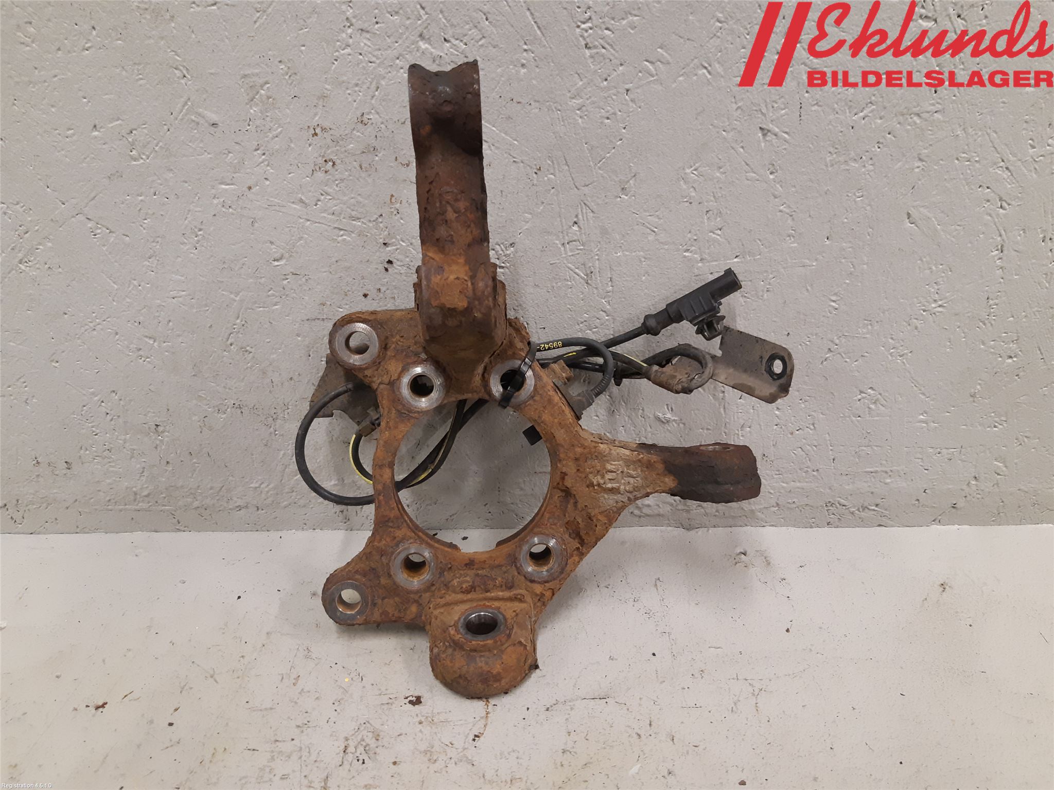 Toyota AVENSIS 09-15 Styrspindel Lagerhus Hö