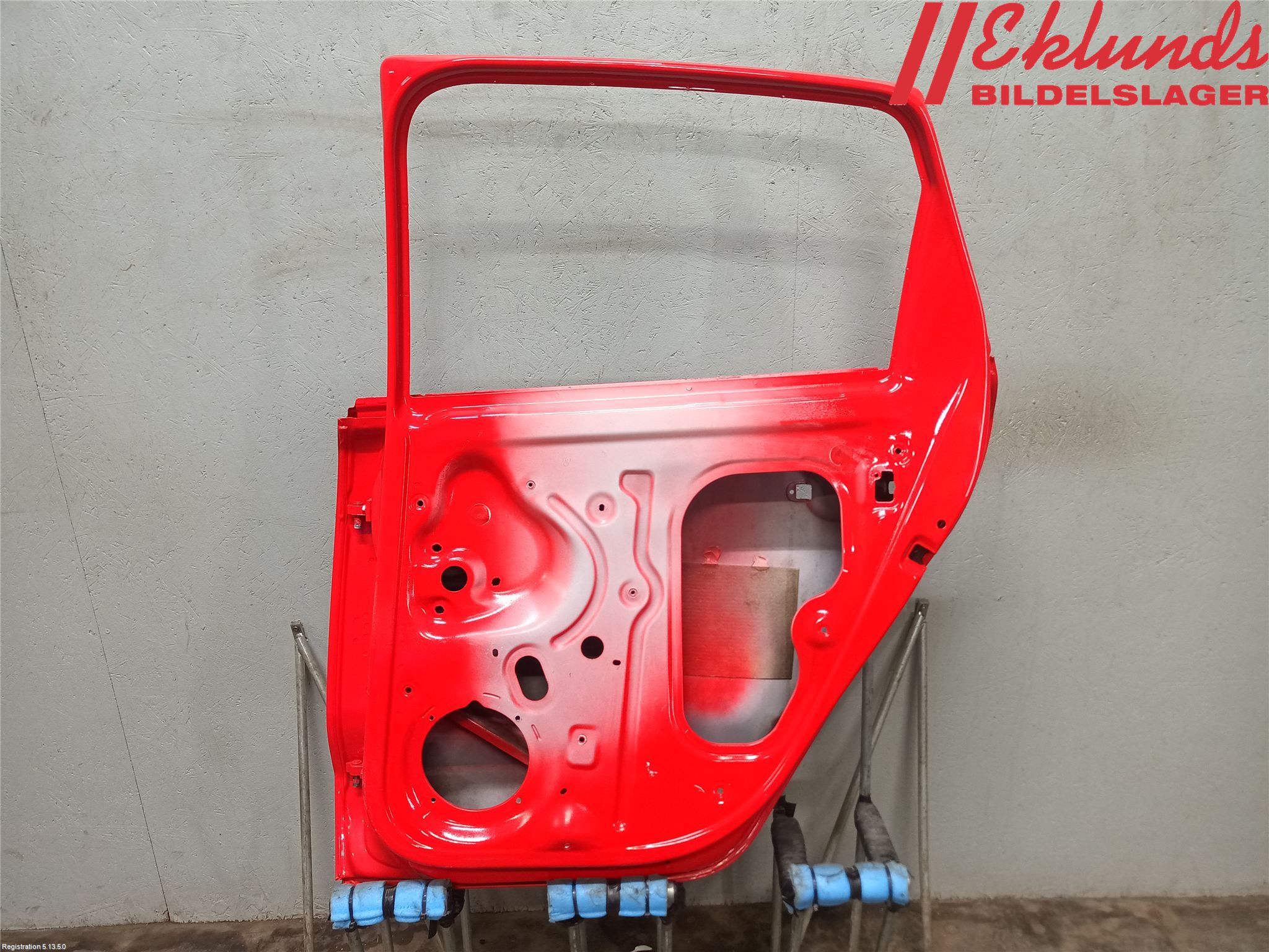 Volkswagen VW POLO 10-17 Dörr Bak Höger