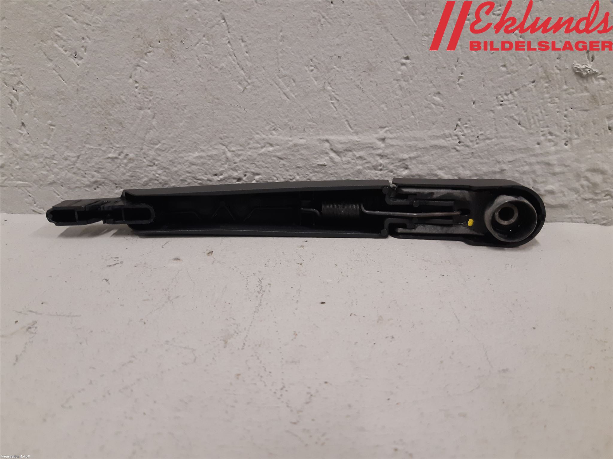 Fiat TIPO/CROSS 16- Torkararm-Bakruta