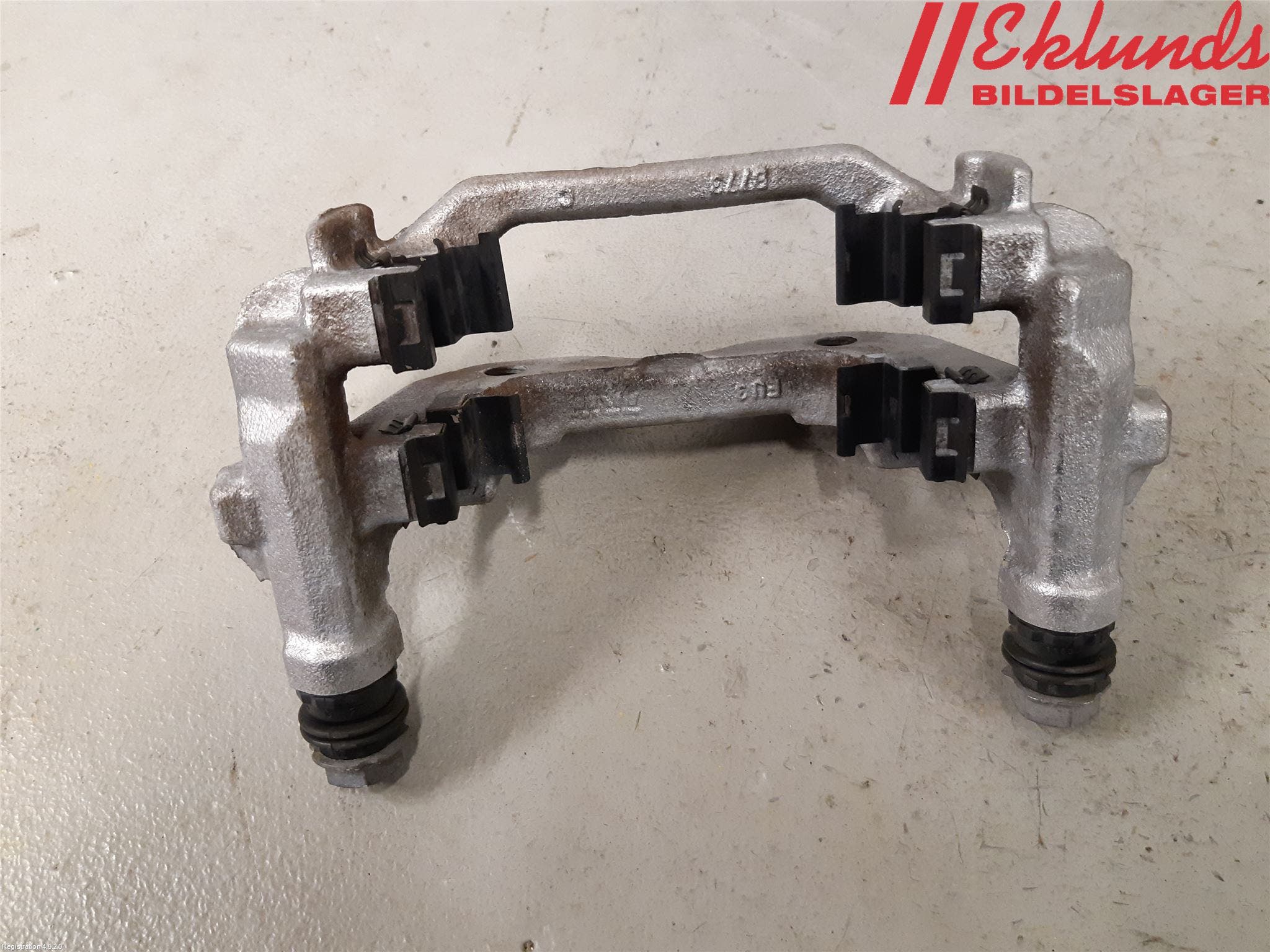 Toyota YARIS XP21 20- Bromsokshållare