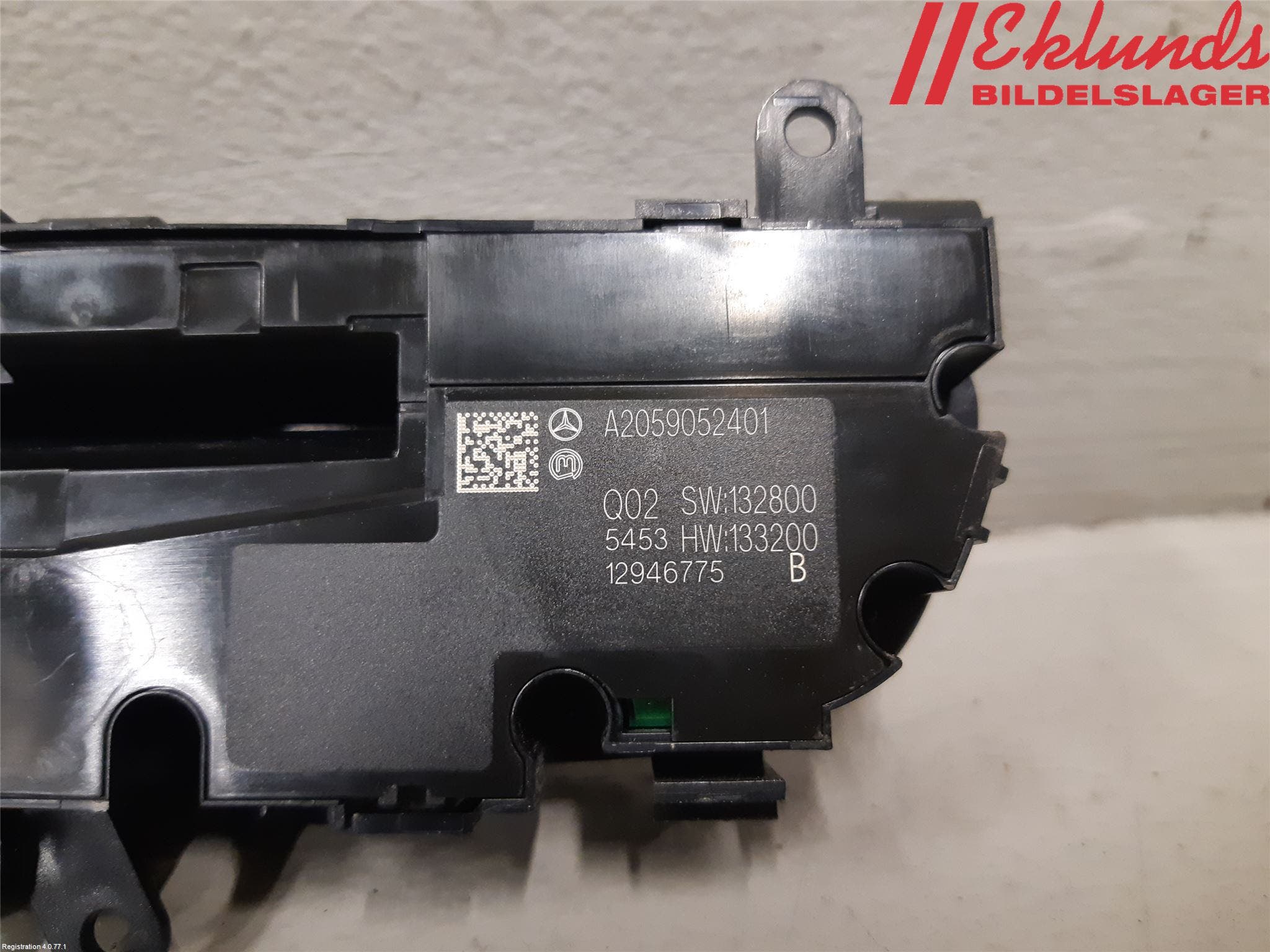 Mercedes-Benz MB C-KLASS (W205) 14-21 Cd Radio - Multimediapanel