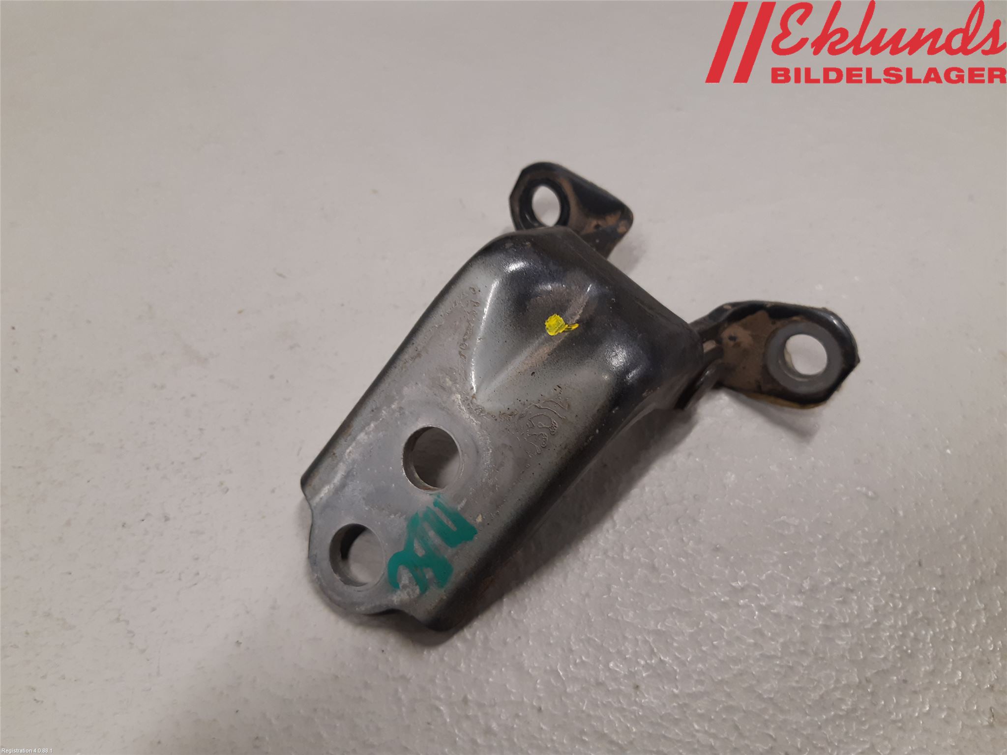 Subaru OUTBACK 10-15 Dörrgångjärn