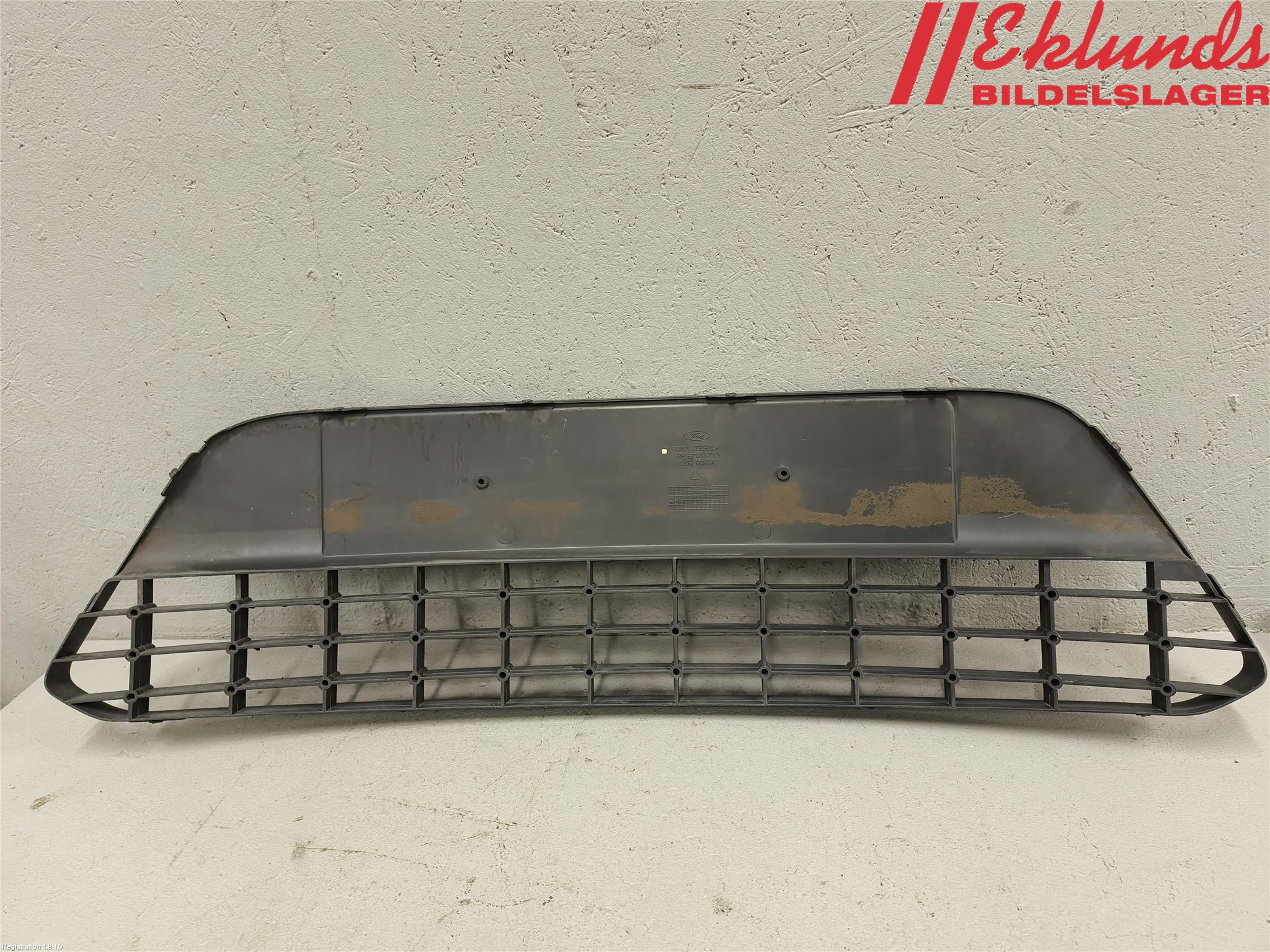 Ford FOCUS C-MAX I 07-10 Grill-Galler