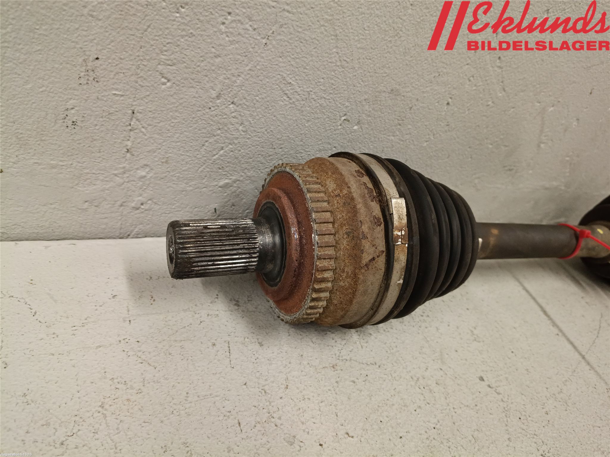 Volvo V70 05-08 Drivaxel Fram Vänster