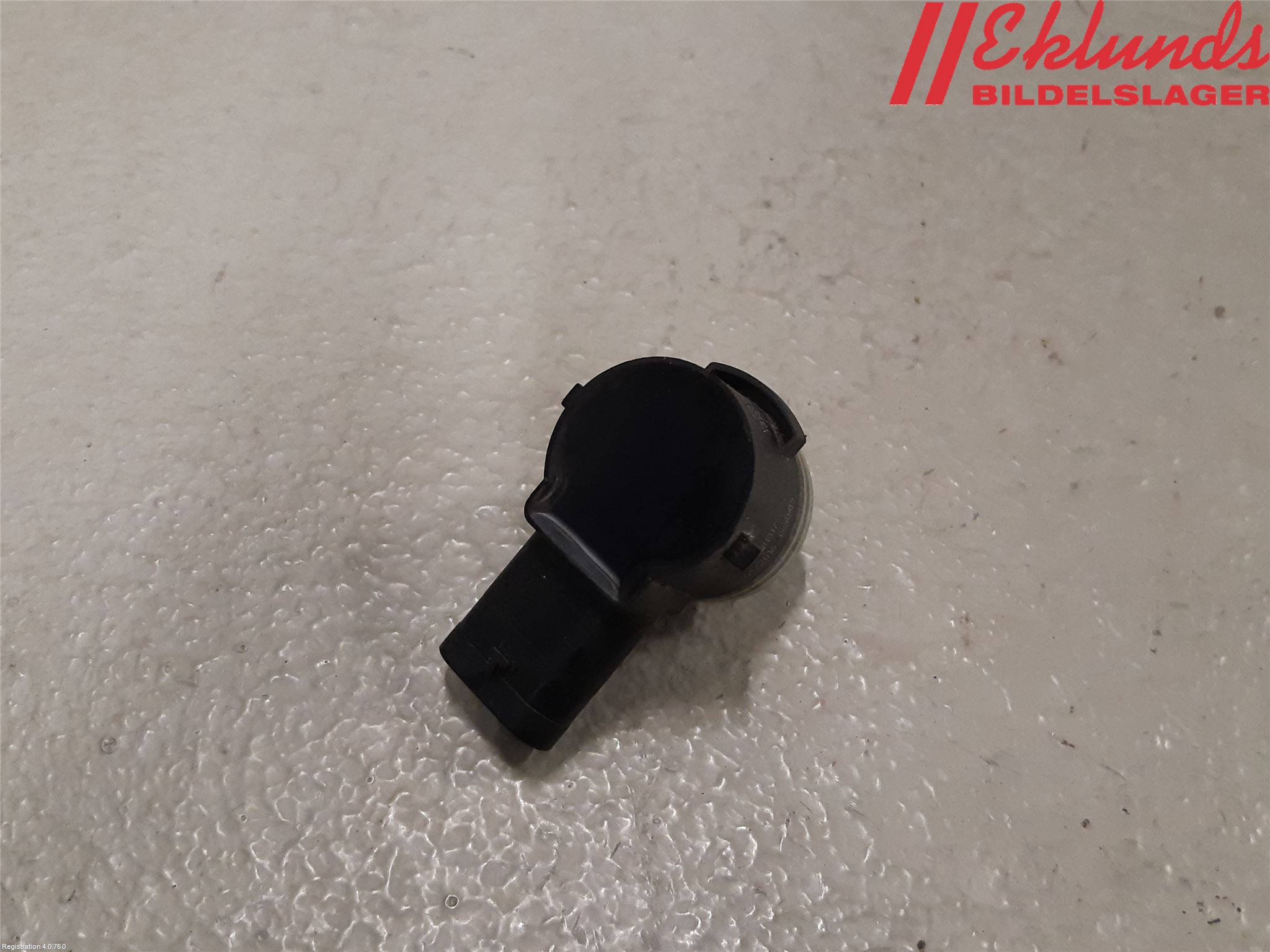 Audi A4/S4 B9 16-19 Parkeringshjälp Frontsensor